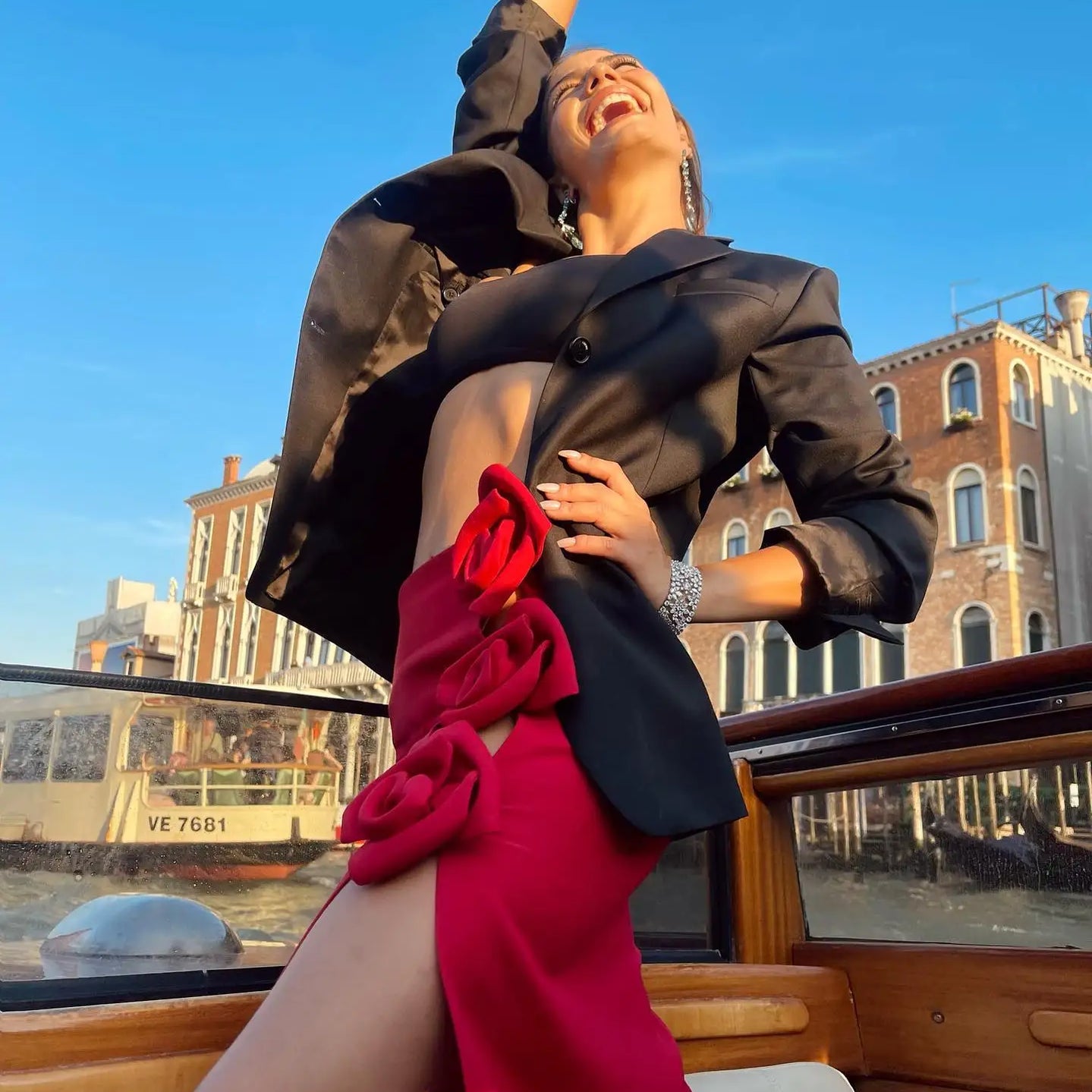 Rose Decoration Sexy High Split Red Bandage Long Shikt Fashion Graceful woman Item Evening Party Outfit