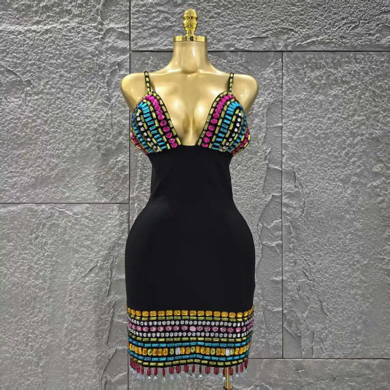 Black Color Women Sleeveless Sexy V-Neck Bodycon Mini Bandage Dress Colorful Crystal Celebrate Nightclub Party Red Carpet Dress black