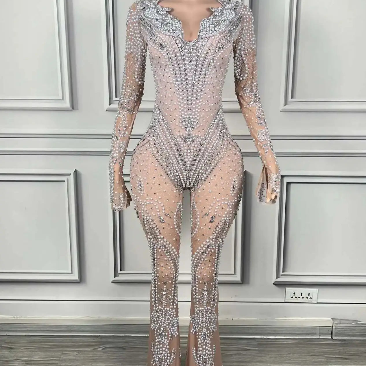 High-quality Pearls Rhinestones Mesh Bell-bottoms Lady Party Celebrate Birthday Stage Wear Luxurious Sexy Jumpsuit Shuangjiang