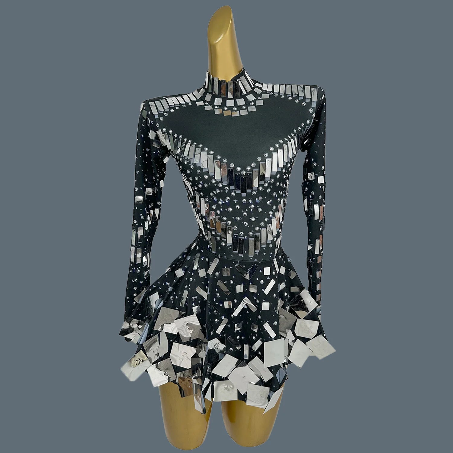 Fancy Sequins Pleated Mini Dress for Hot Girls Bar Nightclub Stage Show Outfit Dance Performance Wear Dance Troupe Outfit Xieshi Black Silver One Size