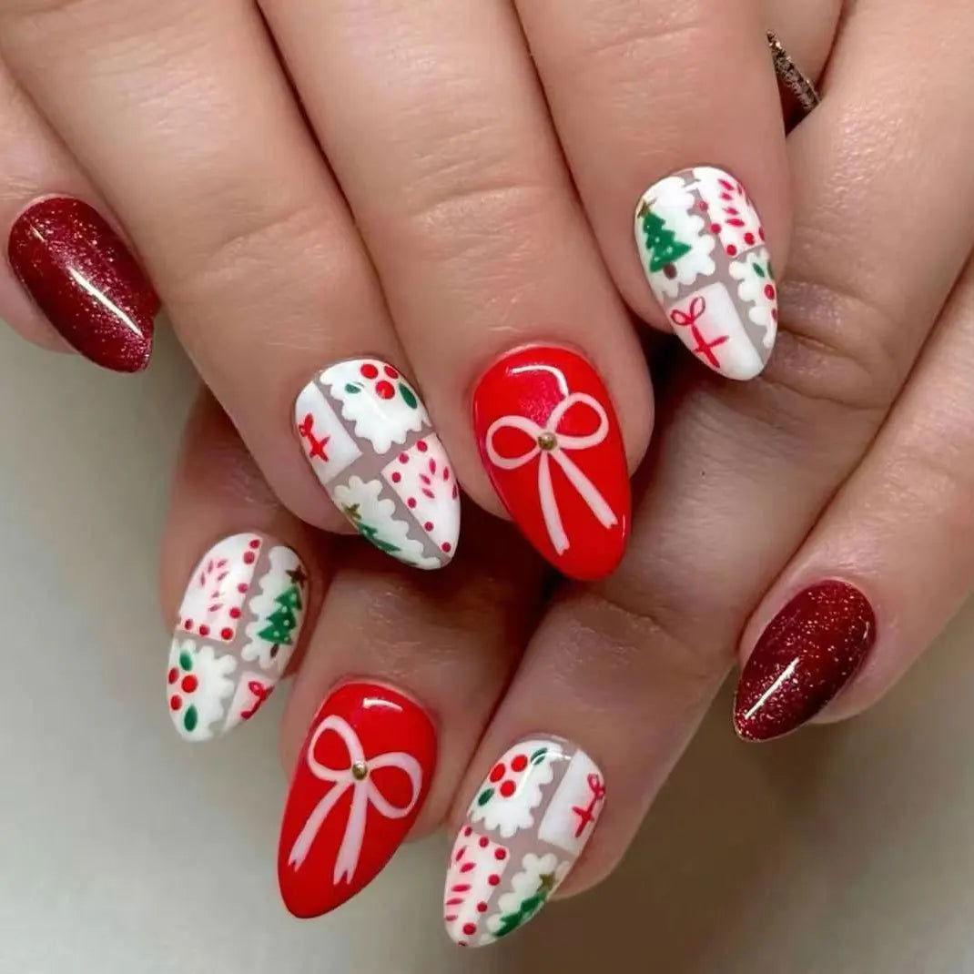24Pcs Christmas Fake Nails for Women Girls Red/Green Short Round Head Press On Nails Bowknot/Xmas Tree Printed False Nails Art As show