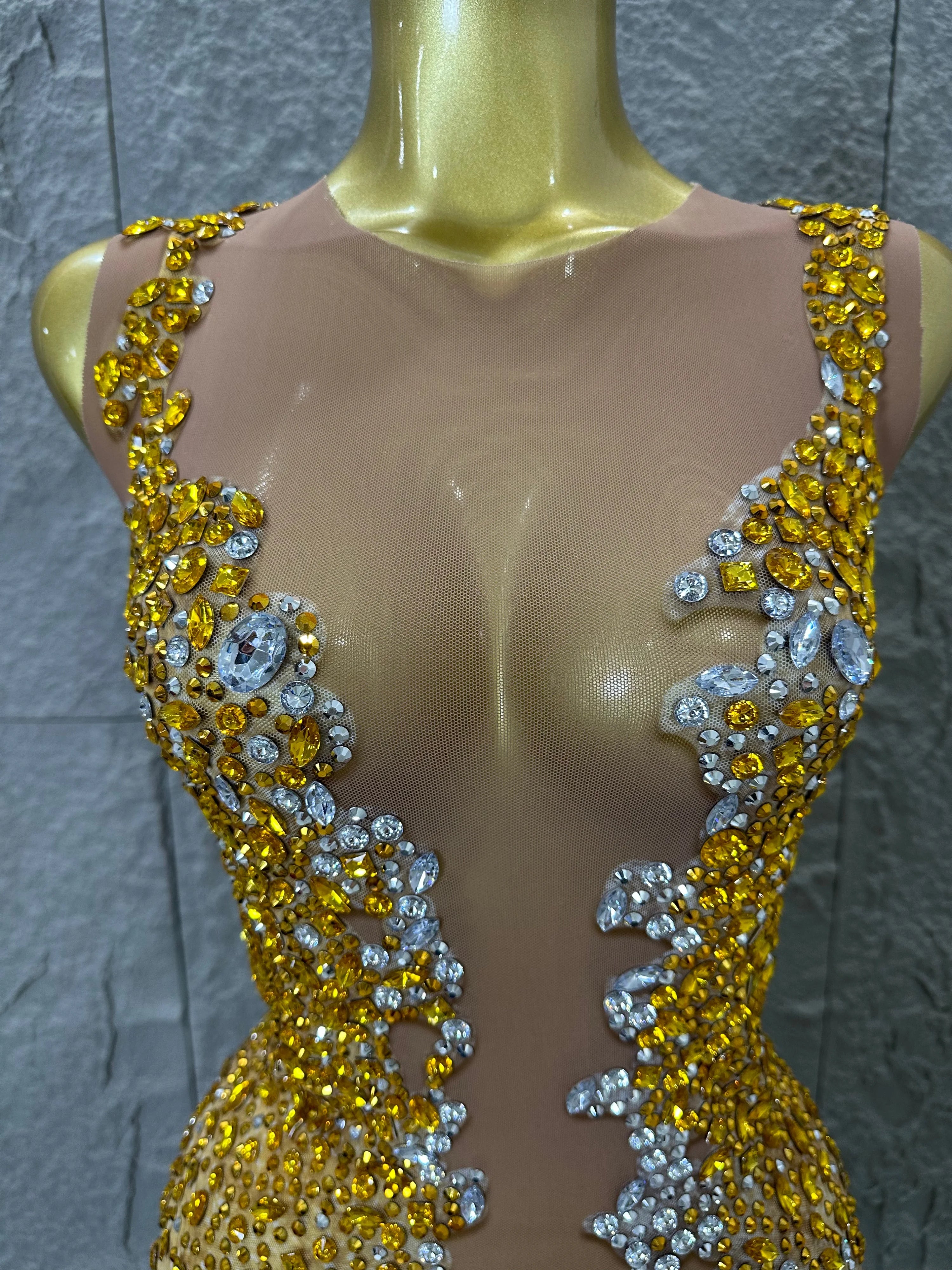 2026 New Sexy Fashion Gold Sparkly Dance Show Stage Costume Women Birthday Party Rhinestones Tassels Transparent Short Dress