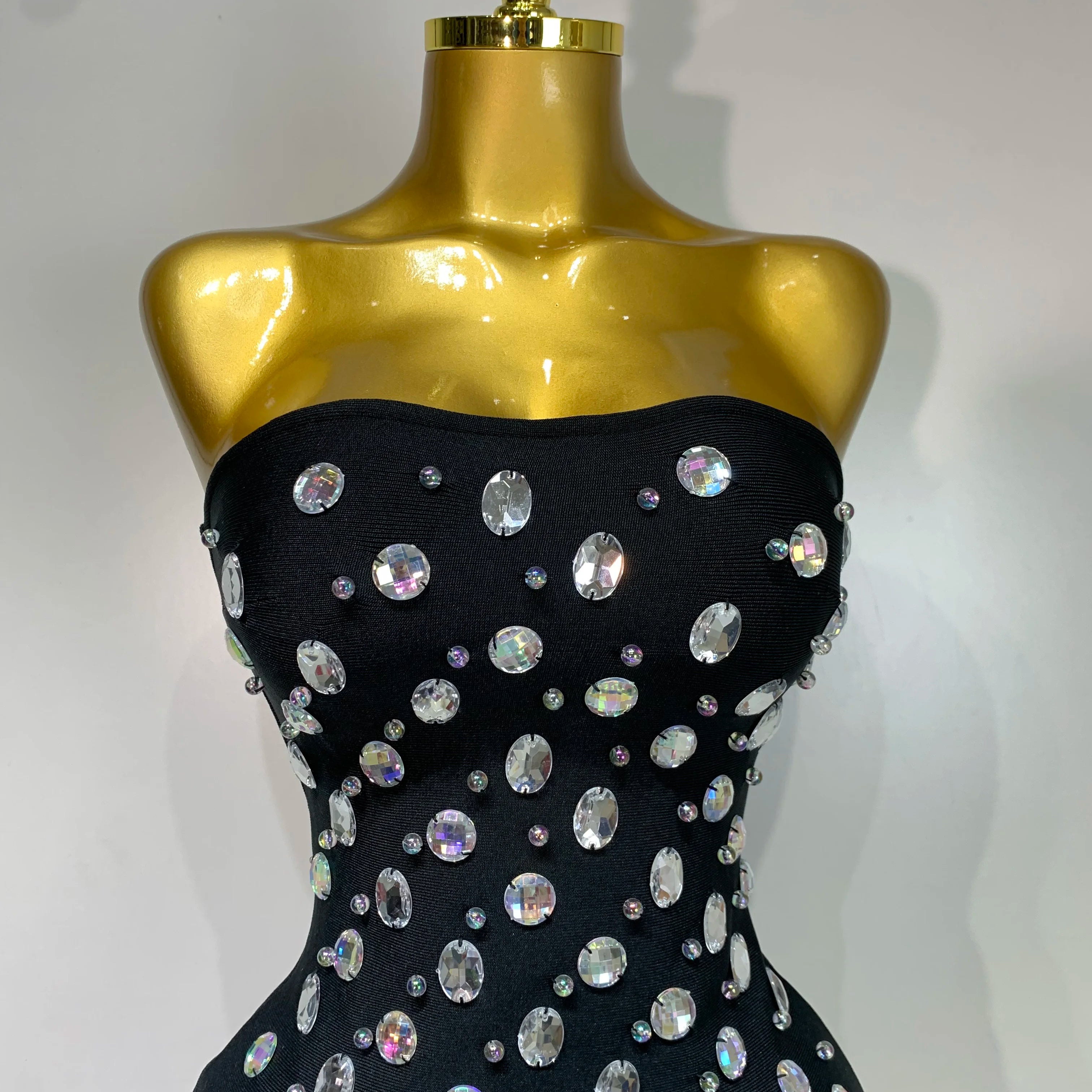 Sexy Rhinestones Bodycon Strapless Mini Dress 2025 Women Sleeveless Backless Fashion Evening Party Club Luxury Birthday Dresses