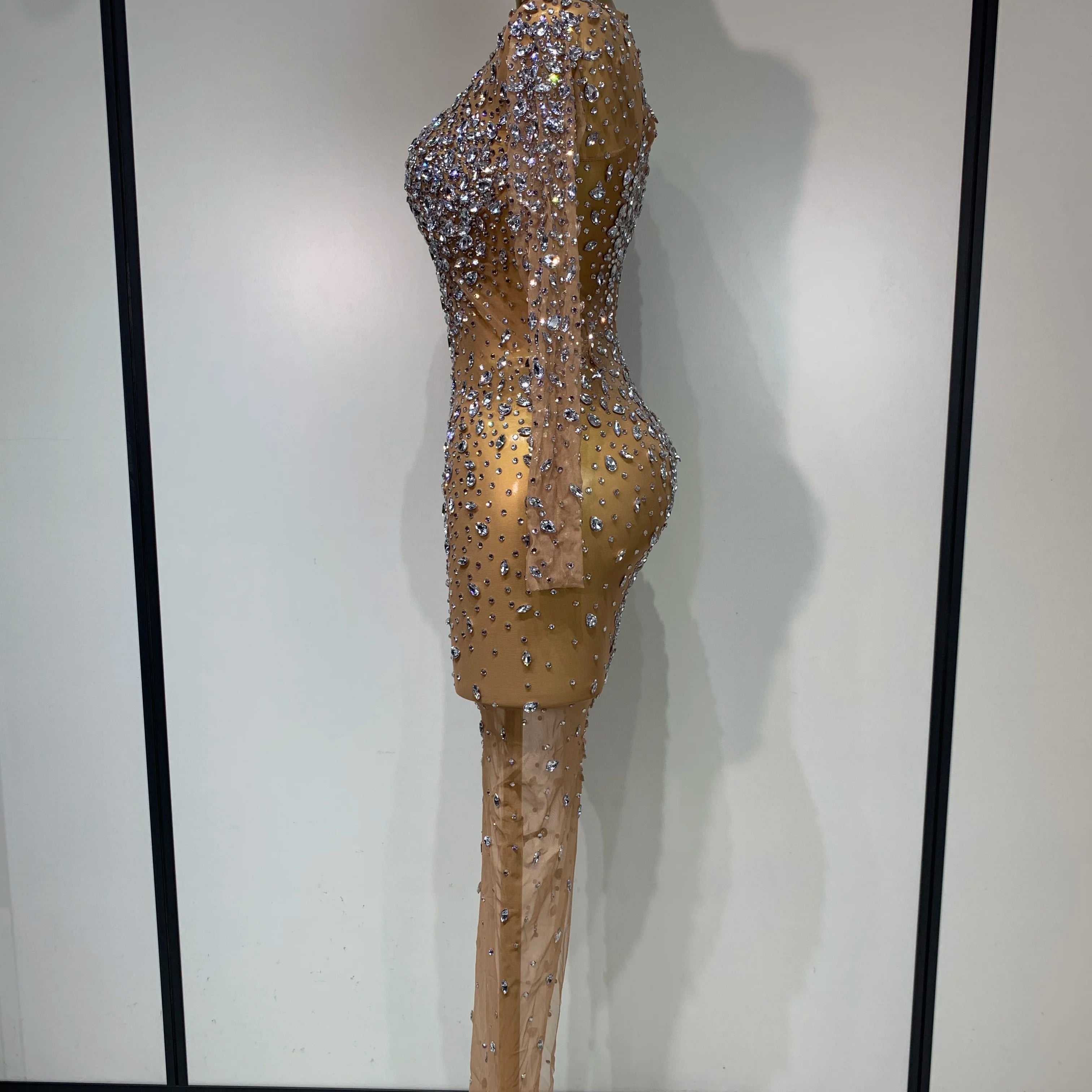 Women Sexy Long Sleeve Bodycon Dress Luxury Birthday Evening Party Glitter Rhinestones Mesh See Through Prom Gown Stage Outfit