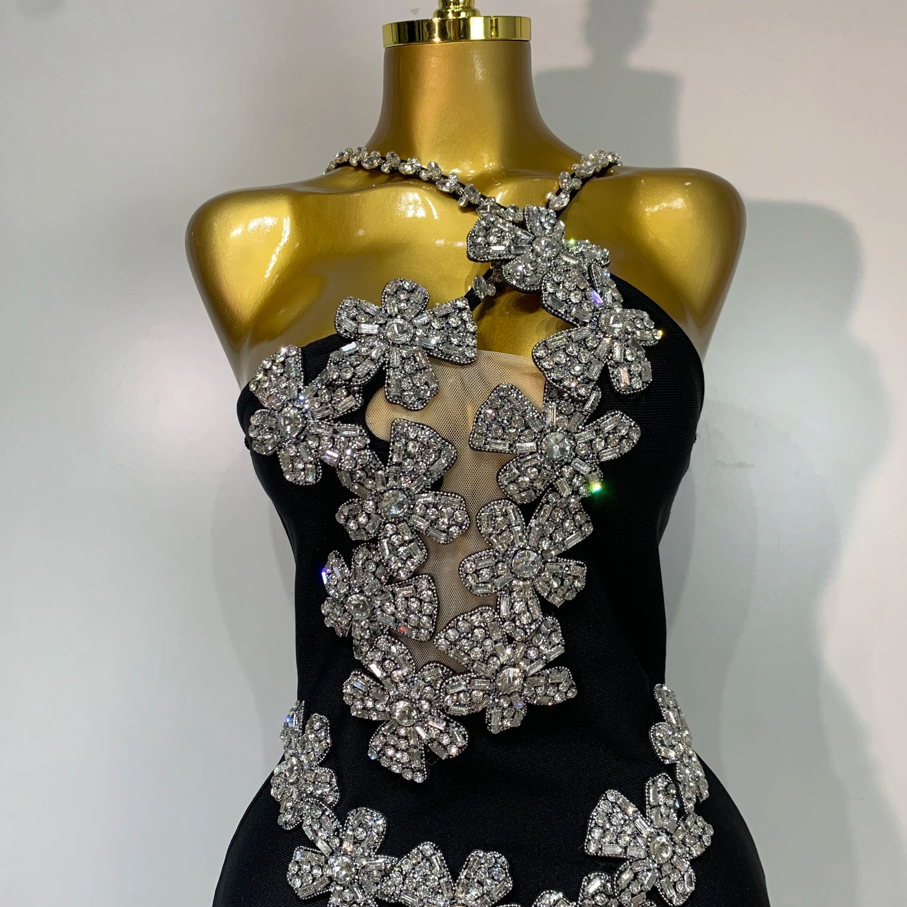 Women Sexy Shining Beading White Maxi Long Bodycon Bandage Dresses Celebrity Birthday Evening Party Elegant Knitted Clothing