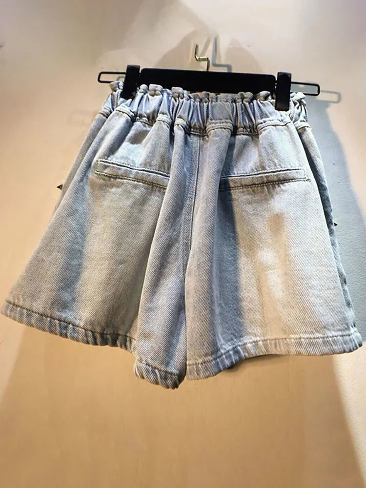 DEAT Women's Denim Shorts Rivet Big Diamonds Drawstring Elastic Waist Loose Wide Leg Short Jeans Summer New Fashion 29L1056