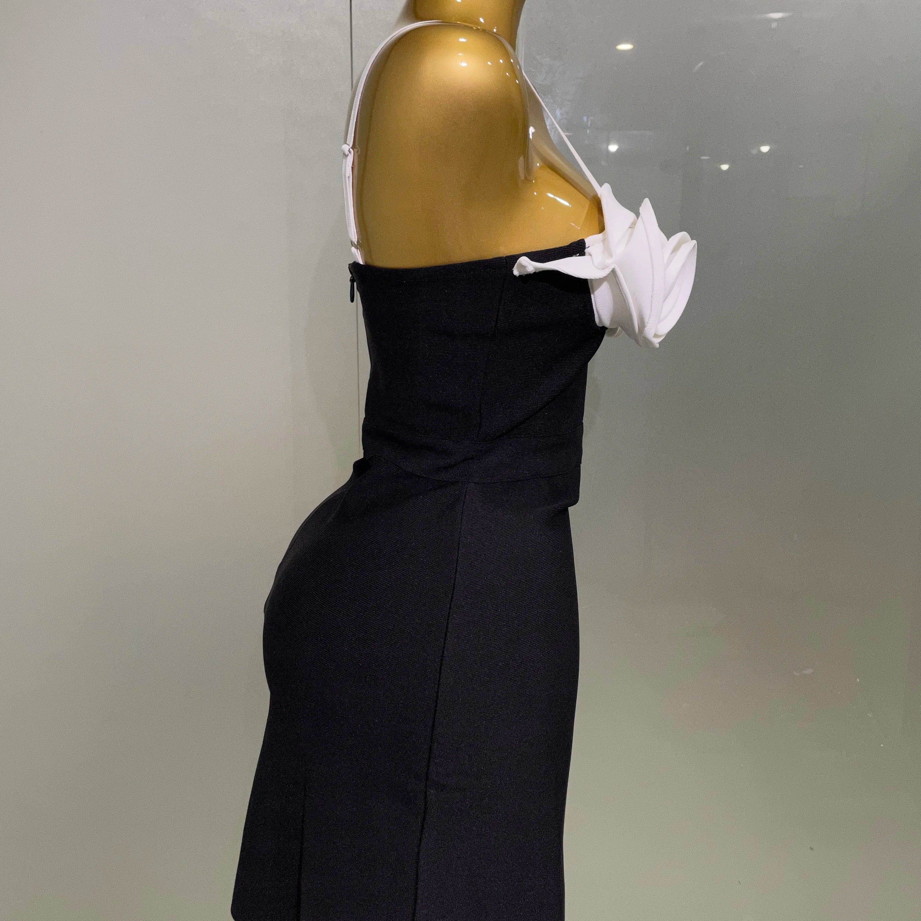 Women 2025 New Celebrity Sexy Sleeveless 3D Flower Patchwork Mini Bodycon Bandage Short Dress Elegant Evening Club Party Dress