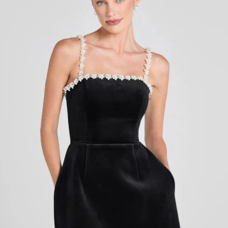 Black Color Women Sexy Strap Square Collar Beading Straight Mini Bandage Dress Elegant Evening Party Red Carpet Outfit black