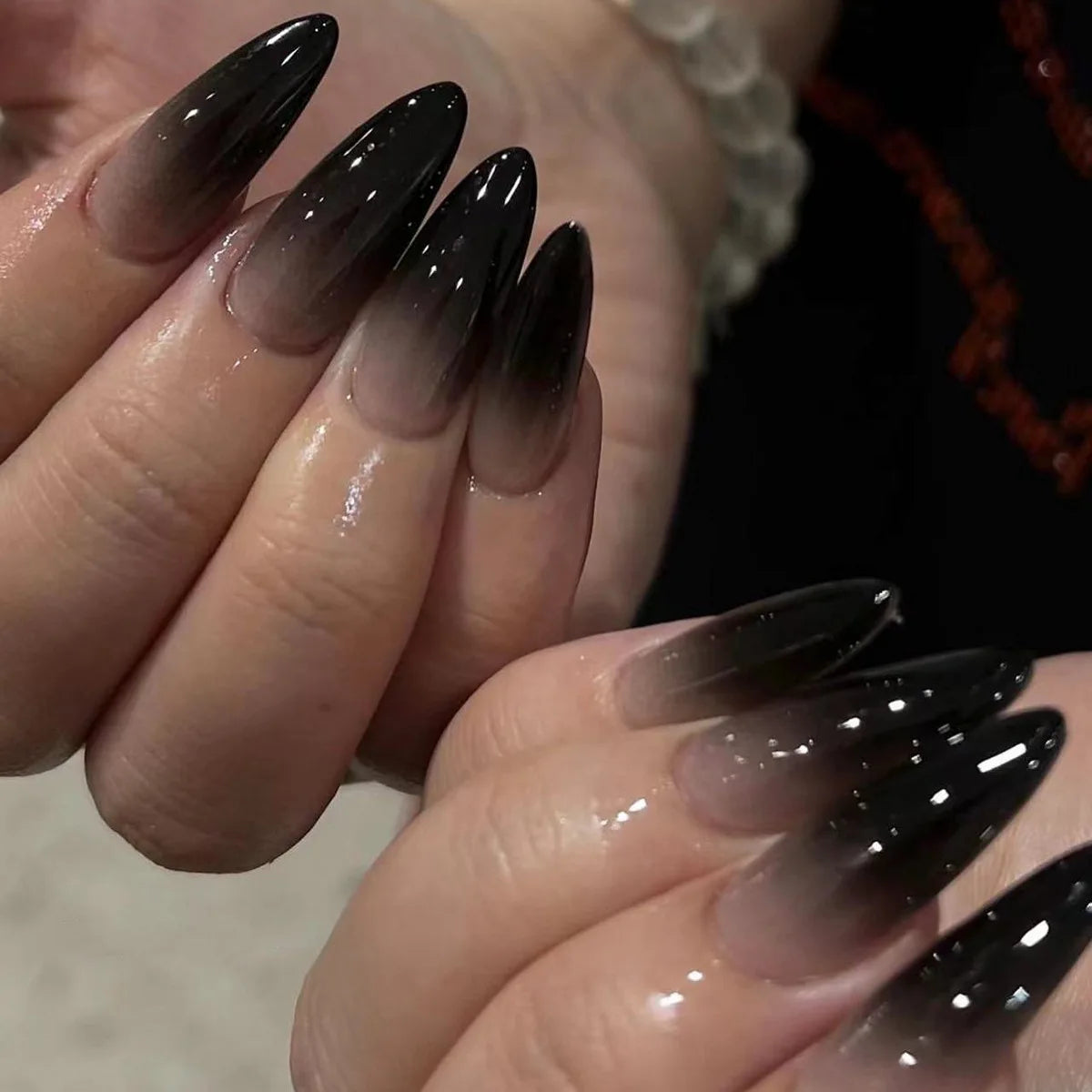 24Pcs Black French Simple Gradient Nail Art Set with Glue Mid-length Almond Fake Nails Wearable Fashion Glossy Acrylic Nail Tips 2