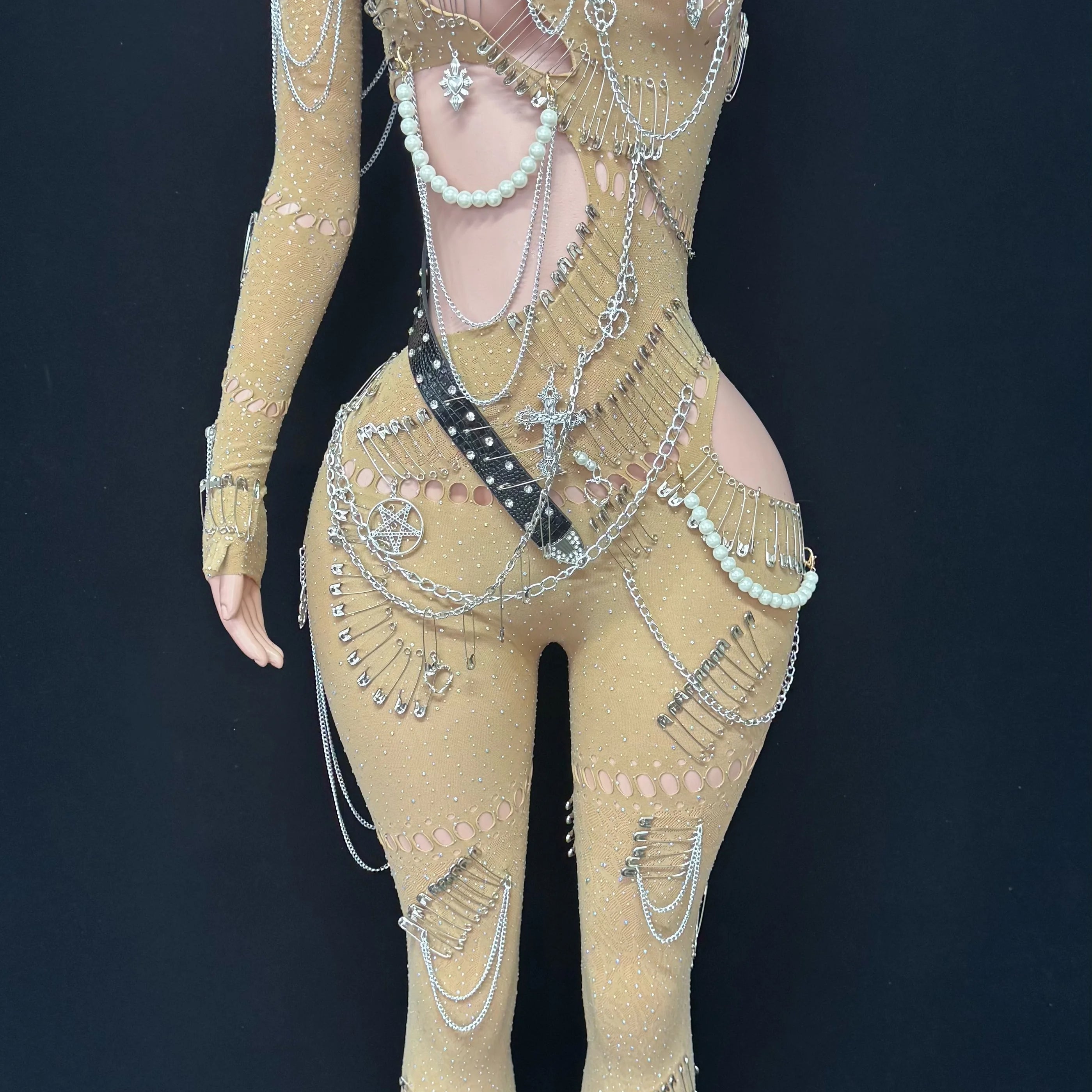 Sexy Shining Pearl Chain One Shoulder Hollow Out Jumpsuit 2025 New Women Birthday Party Nightclub Singer Performance Stage Wear Khaki