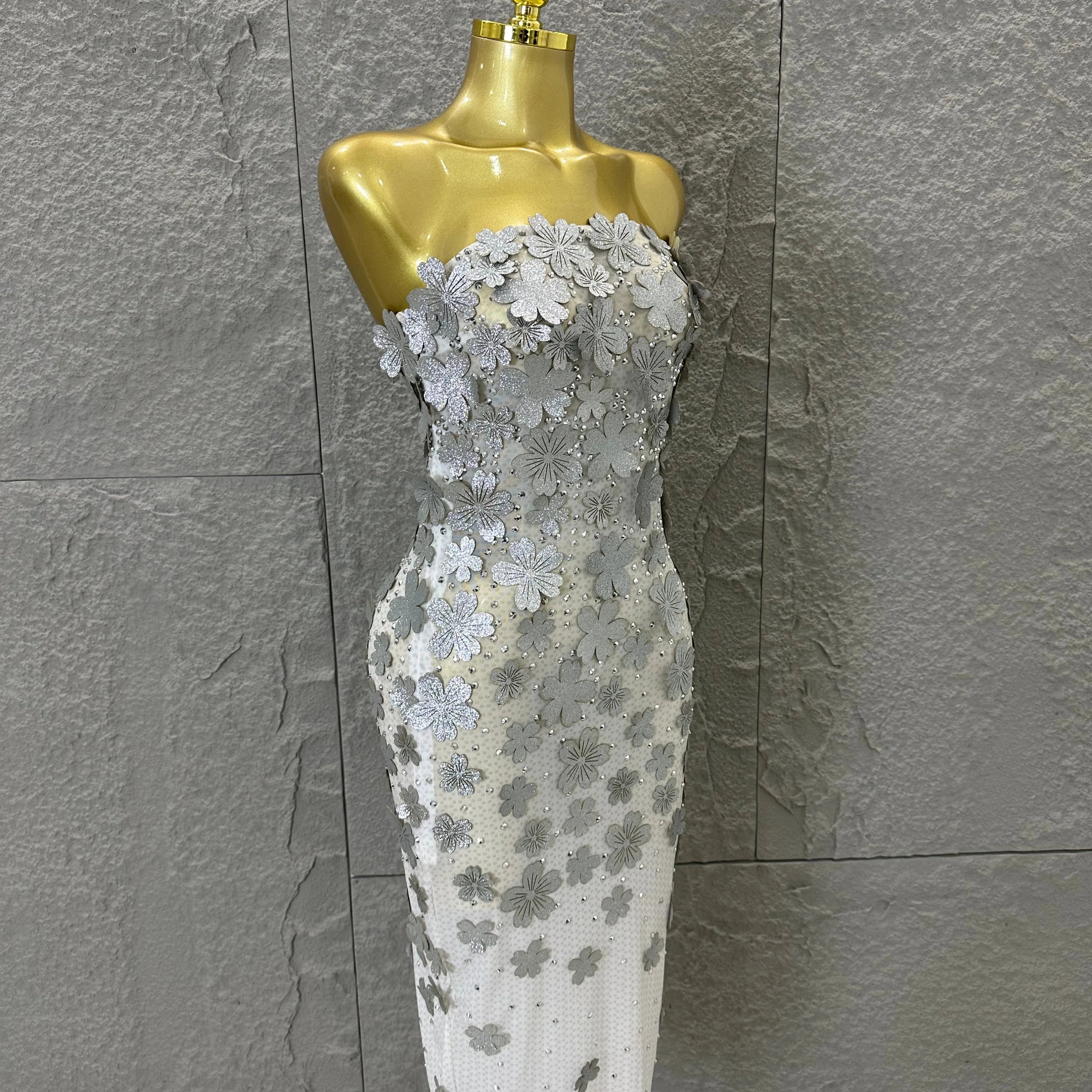 Sparkly Women Sexy Strapless Slim-fit 3D Flower Evening Gala Party Nightclub Cocktail Party Stage Performance Costume