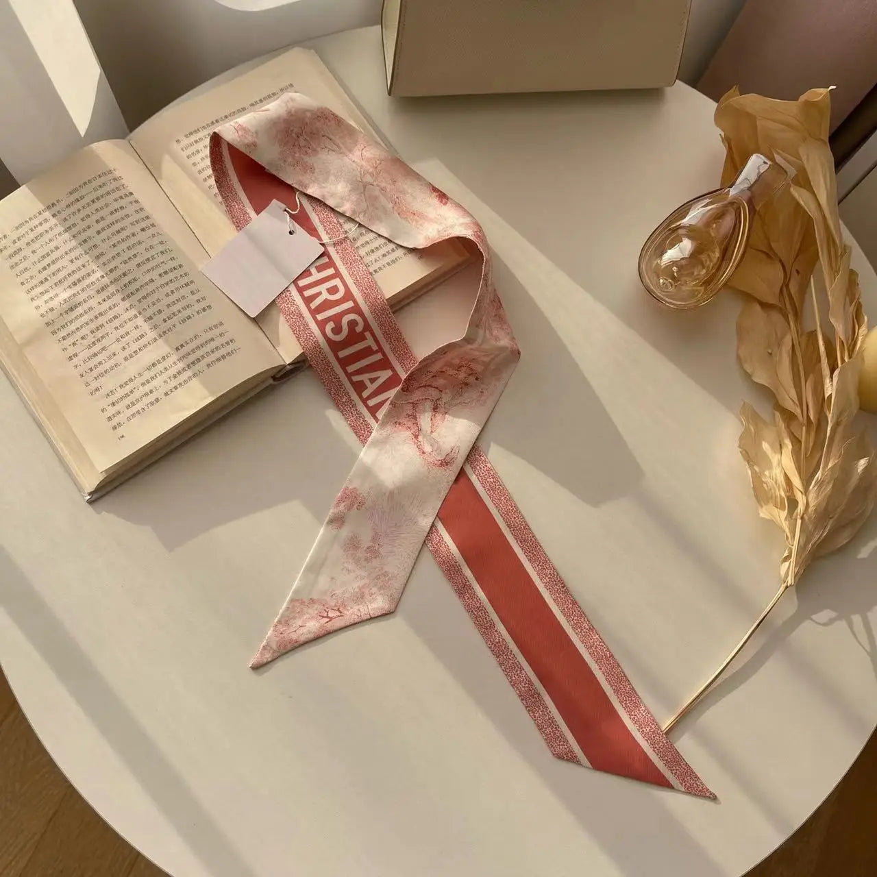 Brand CD Butterfly Around the World Women's Ribbon Scarf Twill Silk Mulberry Silk Long Small Silk Scarf Neckerchief Bags Tie conglin red