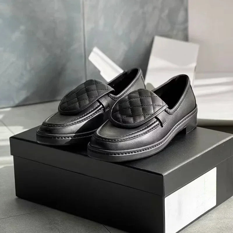 Women's round Head Thick Bottom Loafers Autumn New Black Embroidery Thread Metal Buckle Slip-on Casual Leather Shoes