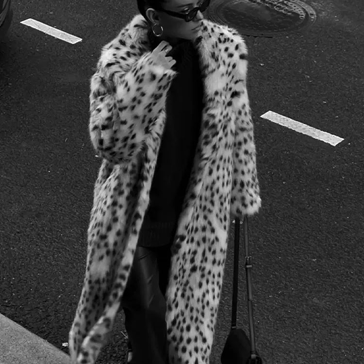 Winter Long Loose Thick Warm Soft Fluffy Leopard Faux Fur Coat Women Long Sleeved Lapel Top Premium Long Coat Festival Overcoats