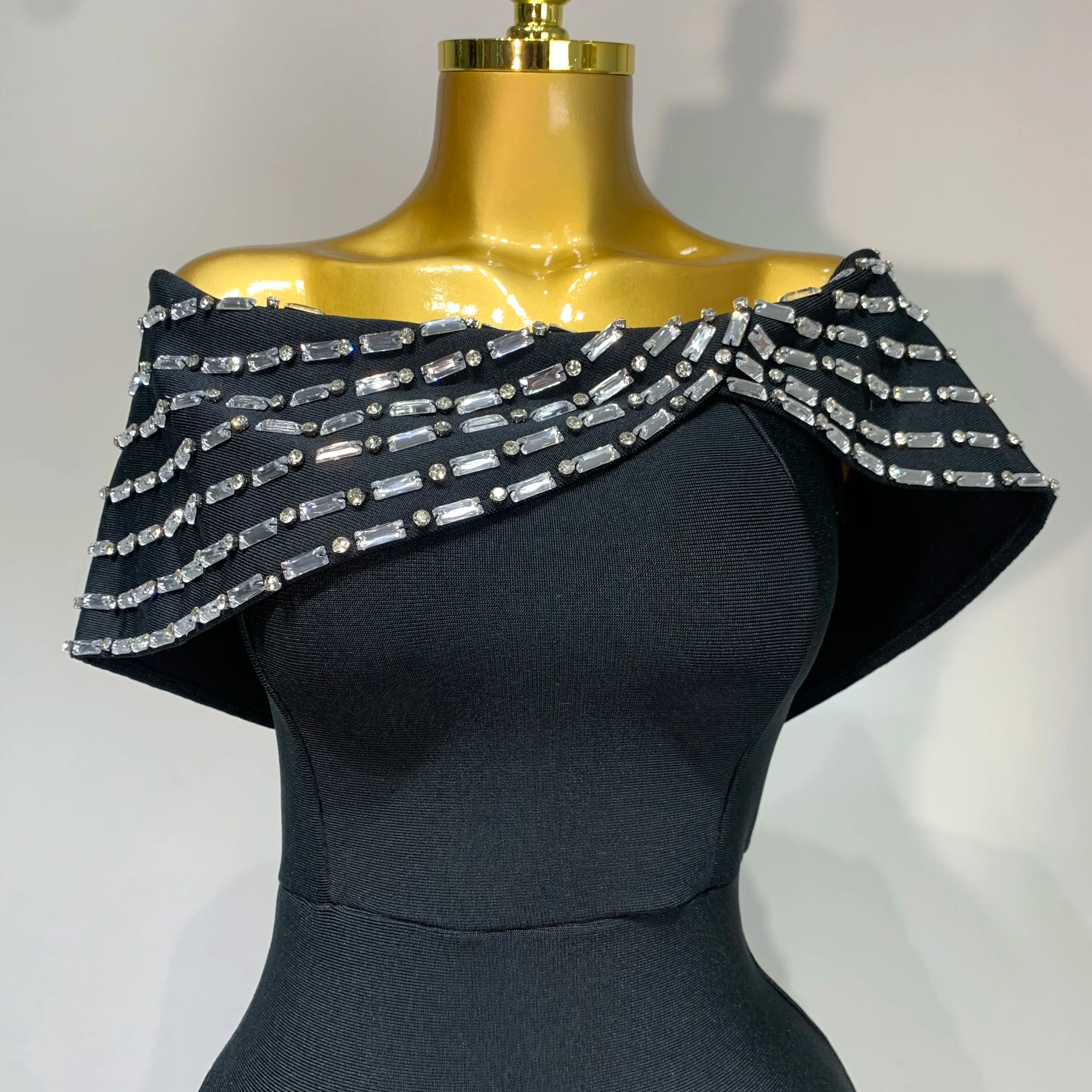 Fashion Sexy Strapless 2025 Black Off-shoulder Bodycon Bandade Dress Celebrity Cocktail Party Luxury Birthday Wedding Dresses