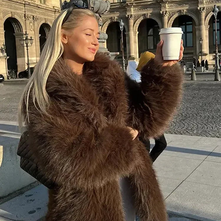 Luxury Brown Women Faux Fur Jacket Oversized Lapel Long Sleeve Warm Fluffy Coats Winter Female Loose Streetwear Outwears