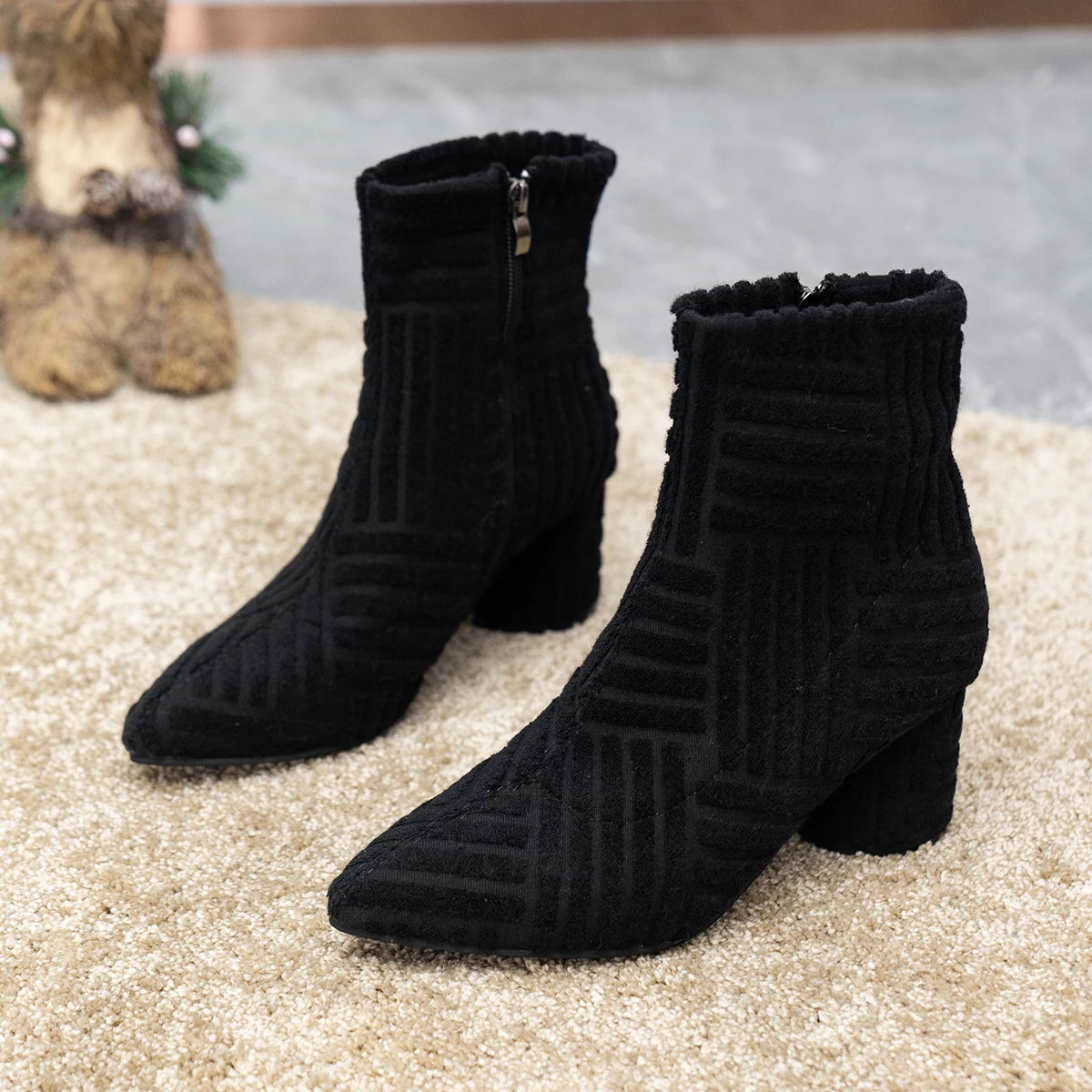 Winter Women's Luxury Brand Thick Heel High Heel Fashion Green Street Style Women's Boots Pointed Women's Boots black