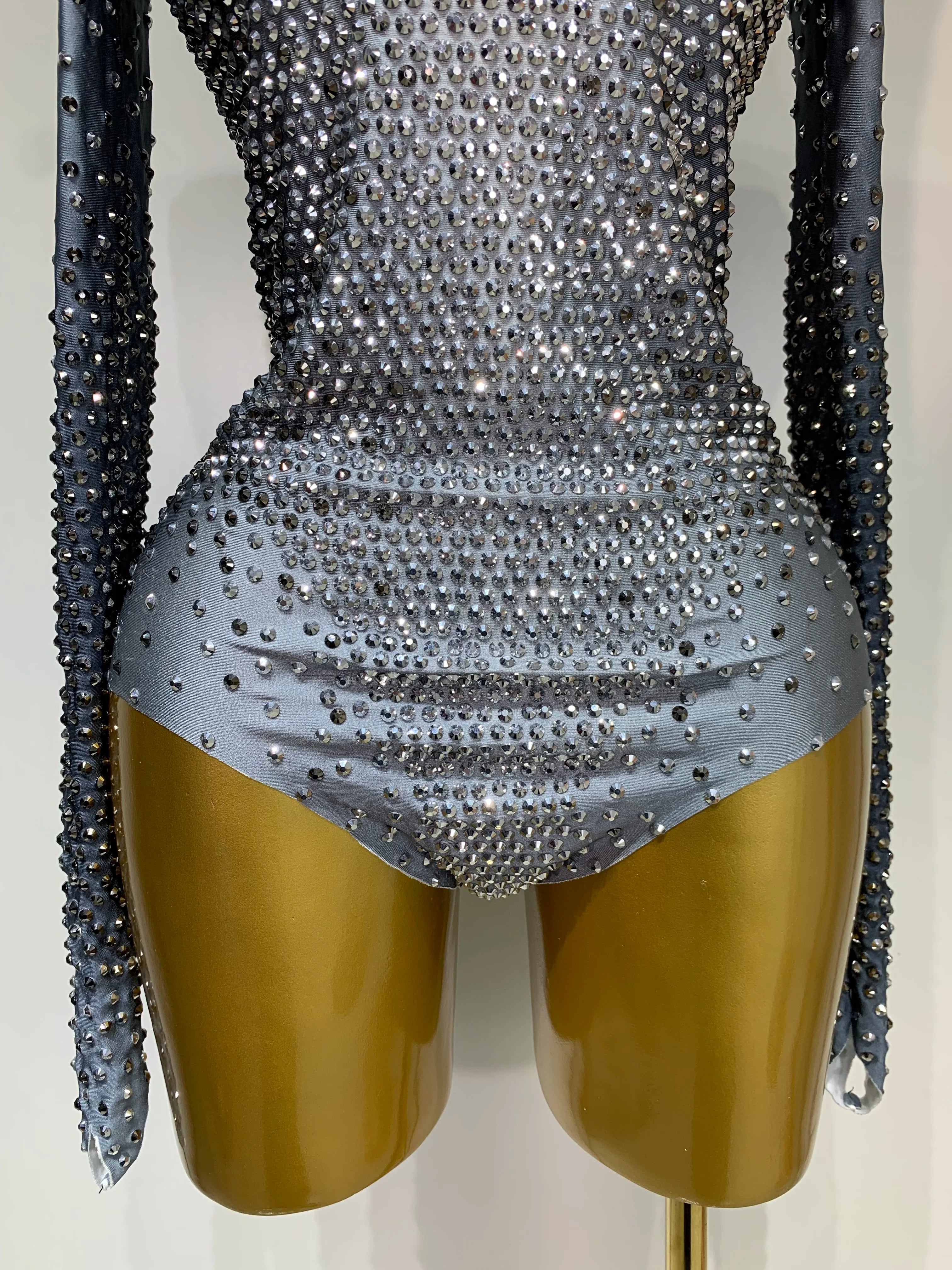 Sparkle Silver Rhinestones Stretch Bodysuits 2025 Women Luxury Birthday Evening Party Sexy Nightclub Singer Stage Costume