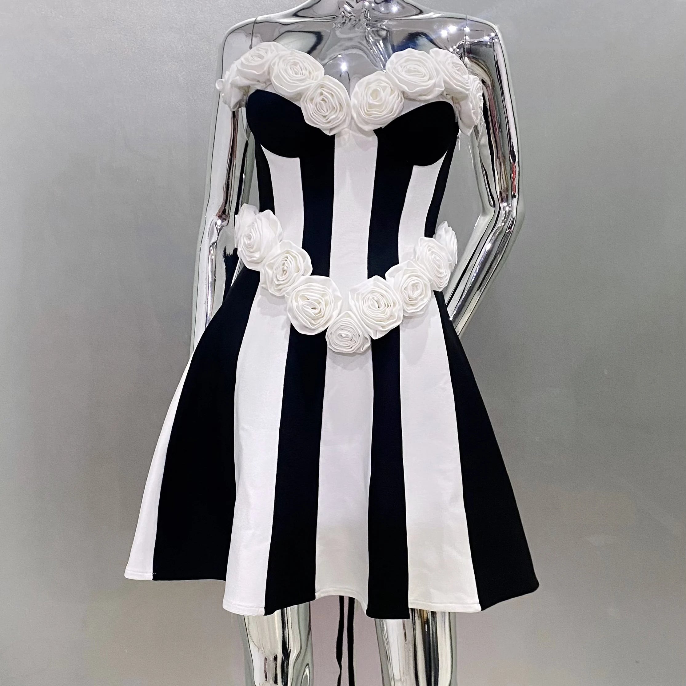 2025 New Spring Women Sexy Strapless White Florals A-Line Mini Bandage Dress Celebrate Evening Party Birthday Dress