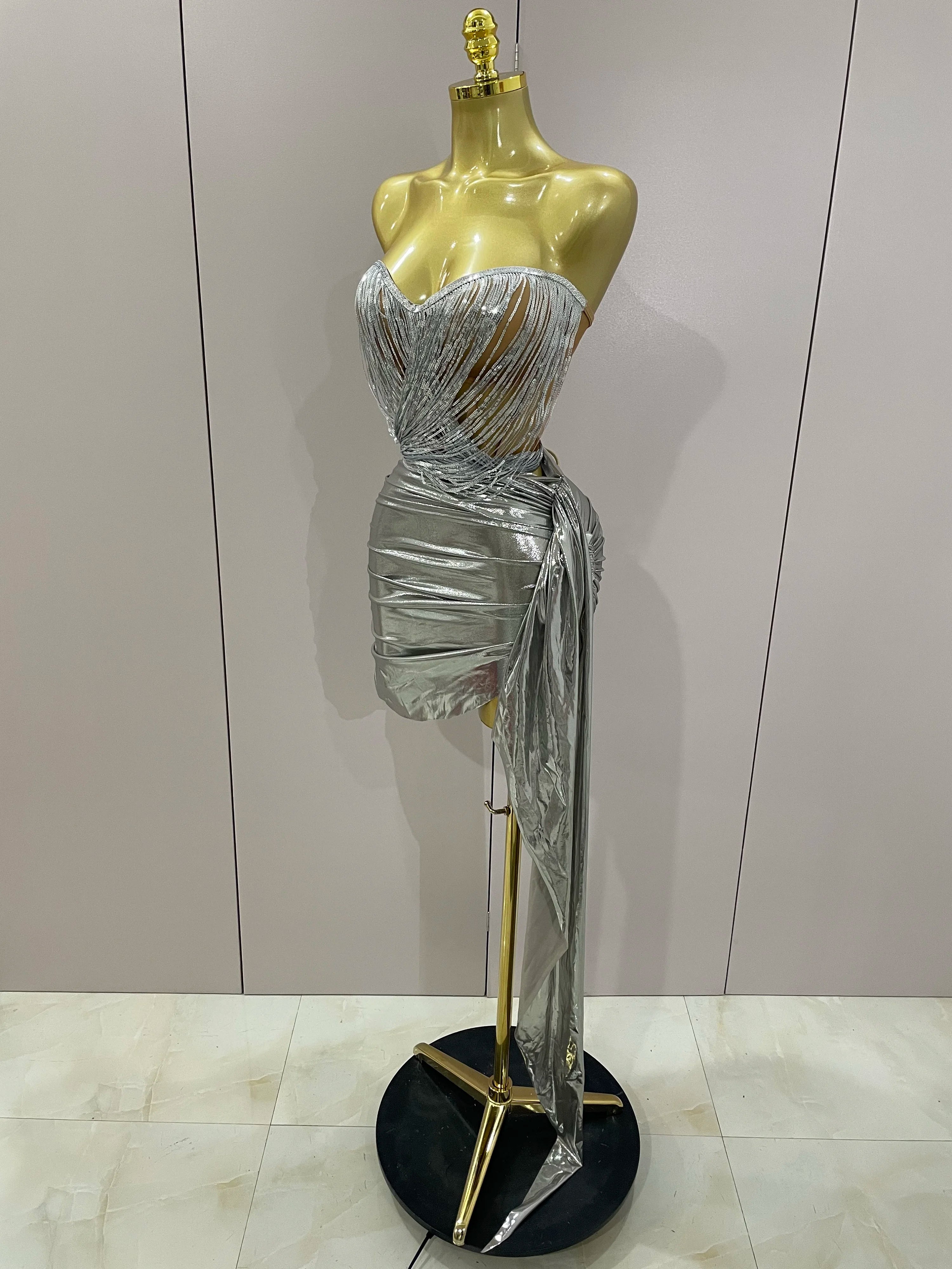 STOCK 2025 New Sexy Strapless Sequin Top Short Skirt 2 pcs Set Women Party Celebrate Nightclub Singer Performance Stage Outfit