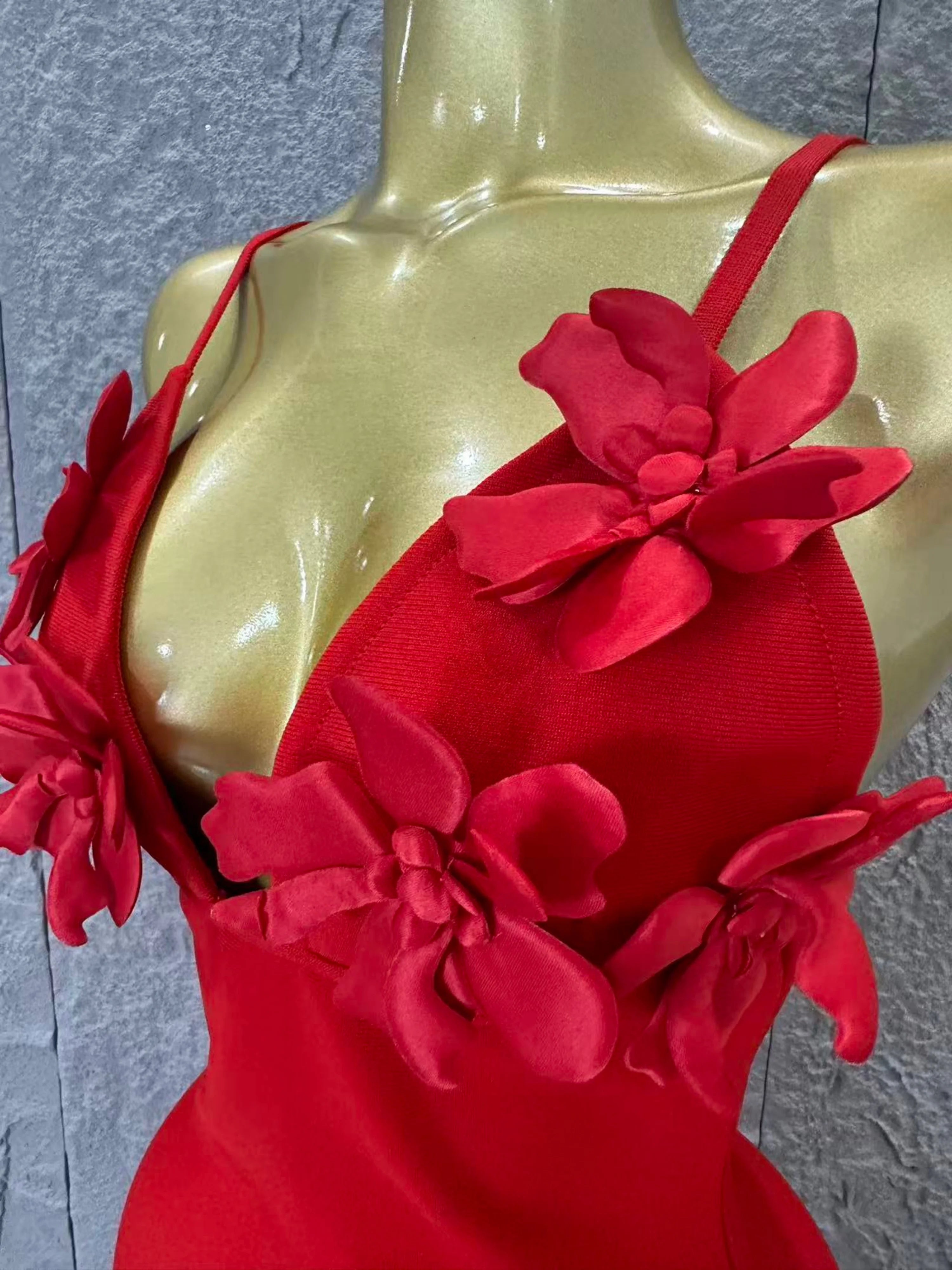 Sexy Deep V Red 3D Flower Applique Dress Slim Fit Bodycon Bandage Night Out Wedding Guest Club Cocktail Evening Party Outfit