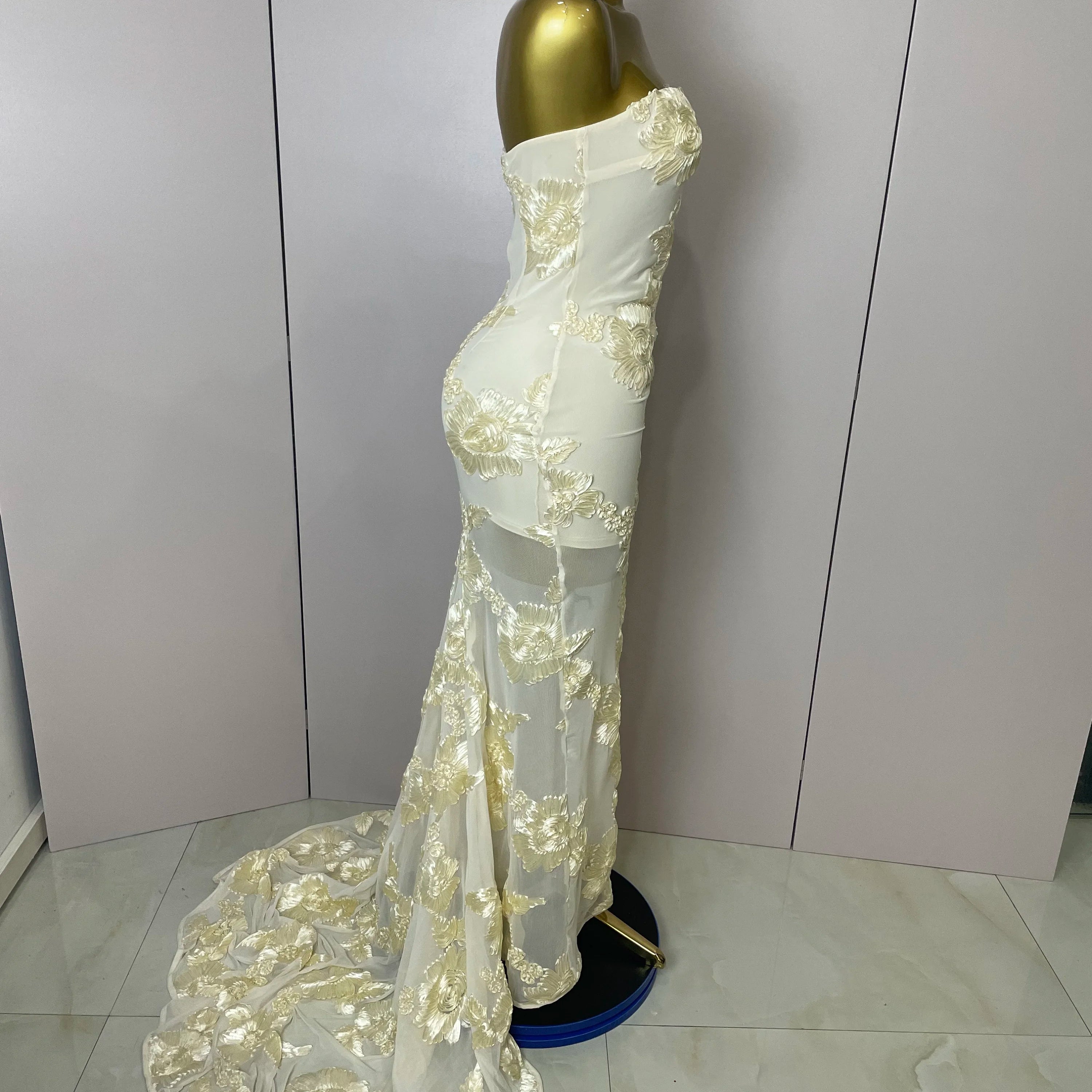 2025 New Top Quality Women Sexy Strapless Embroidery Floor-length Maxi Dress Celebrate Evening Party Prom Cocktail Outfit