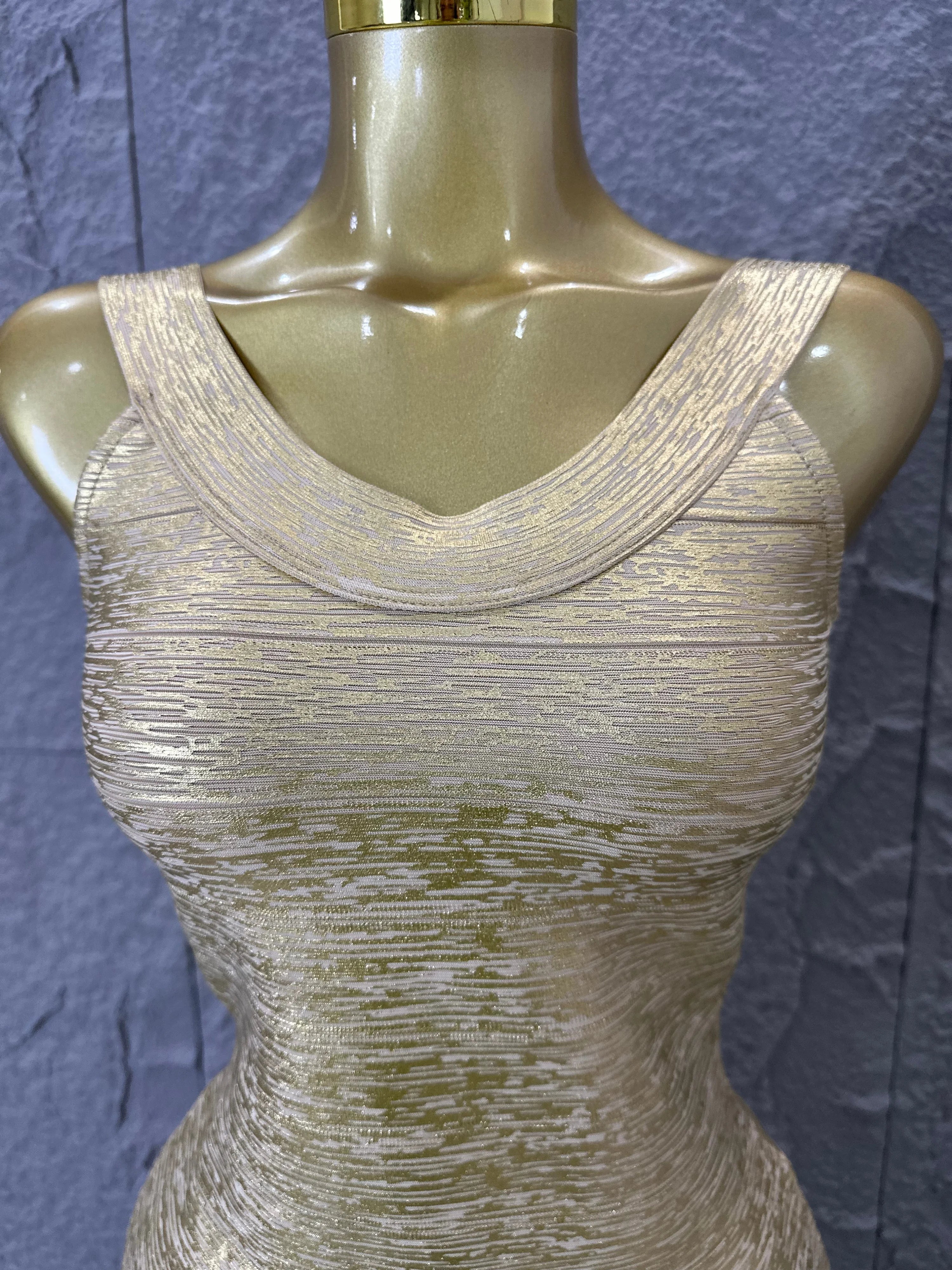 Women Sexy Elegant 2026 Silver Gold Metallic Bandage Mini Dress Women Sleeveless Bodycon Formal Event Cocktail Party Costume