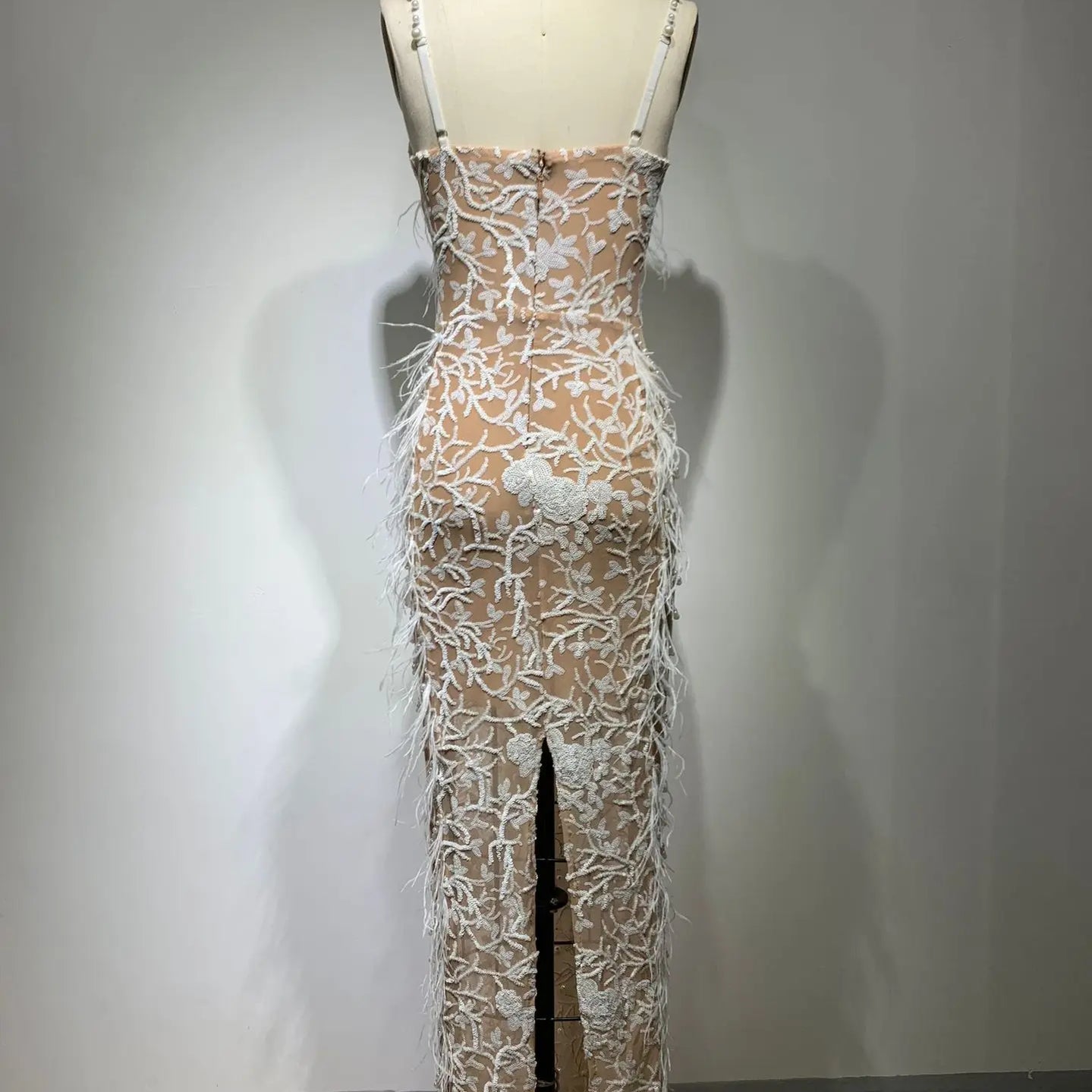 Gorgeous Feathers Beading Spaghetti Strap Bodycon Long Dress Woman Evening Dress Celebrity Birthday Party Outfit