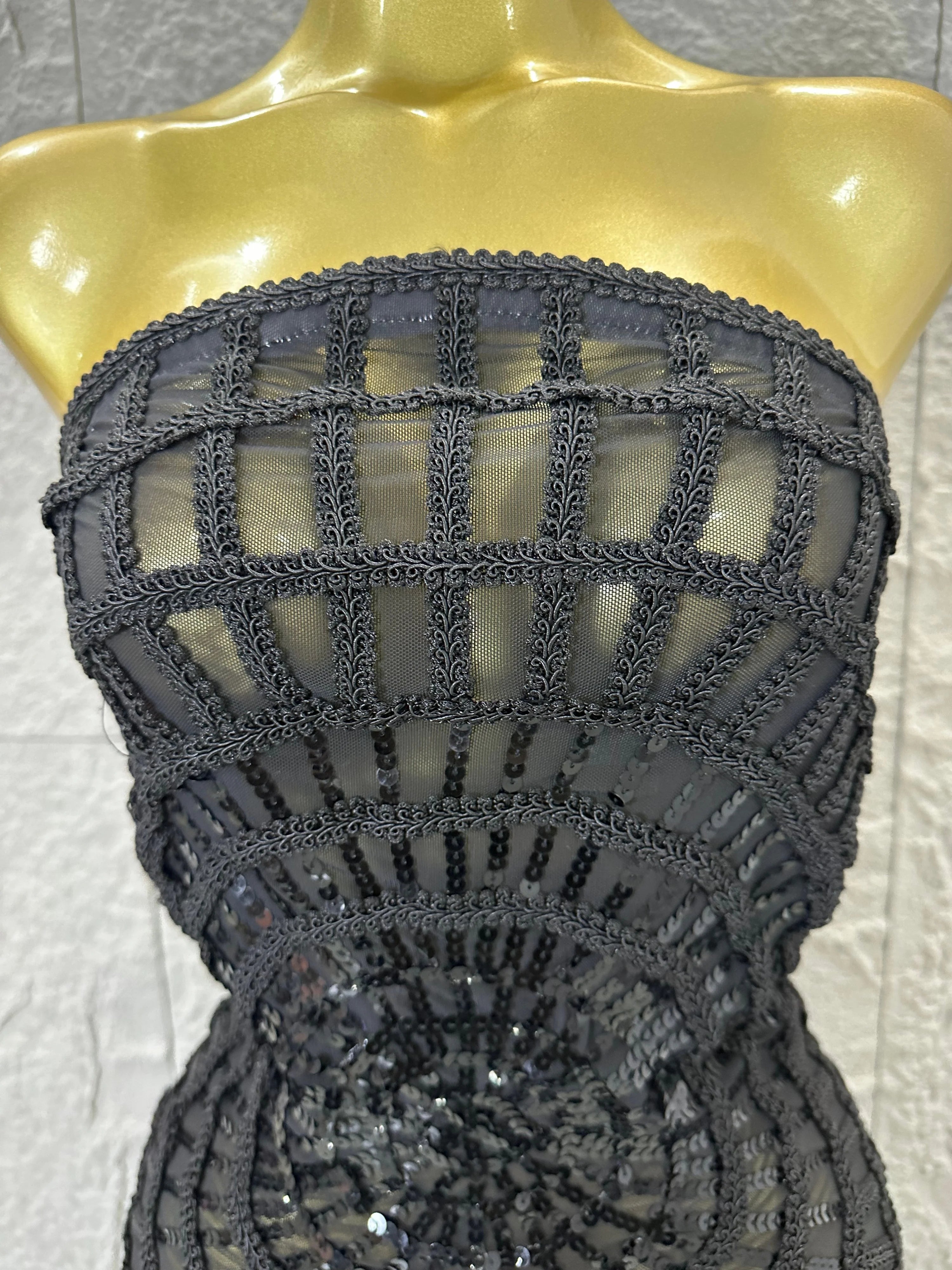 Elegant Sequined Sheer Mesh Maxi Dress Women Sexy Strapless 3D Grid Embellished Bodycon Mermaid Outfit Stage Performance Costume