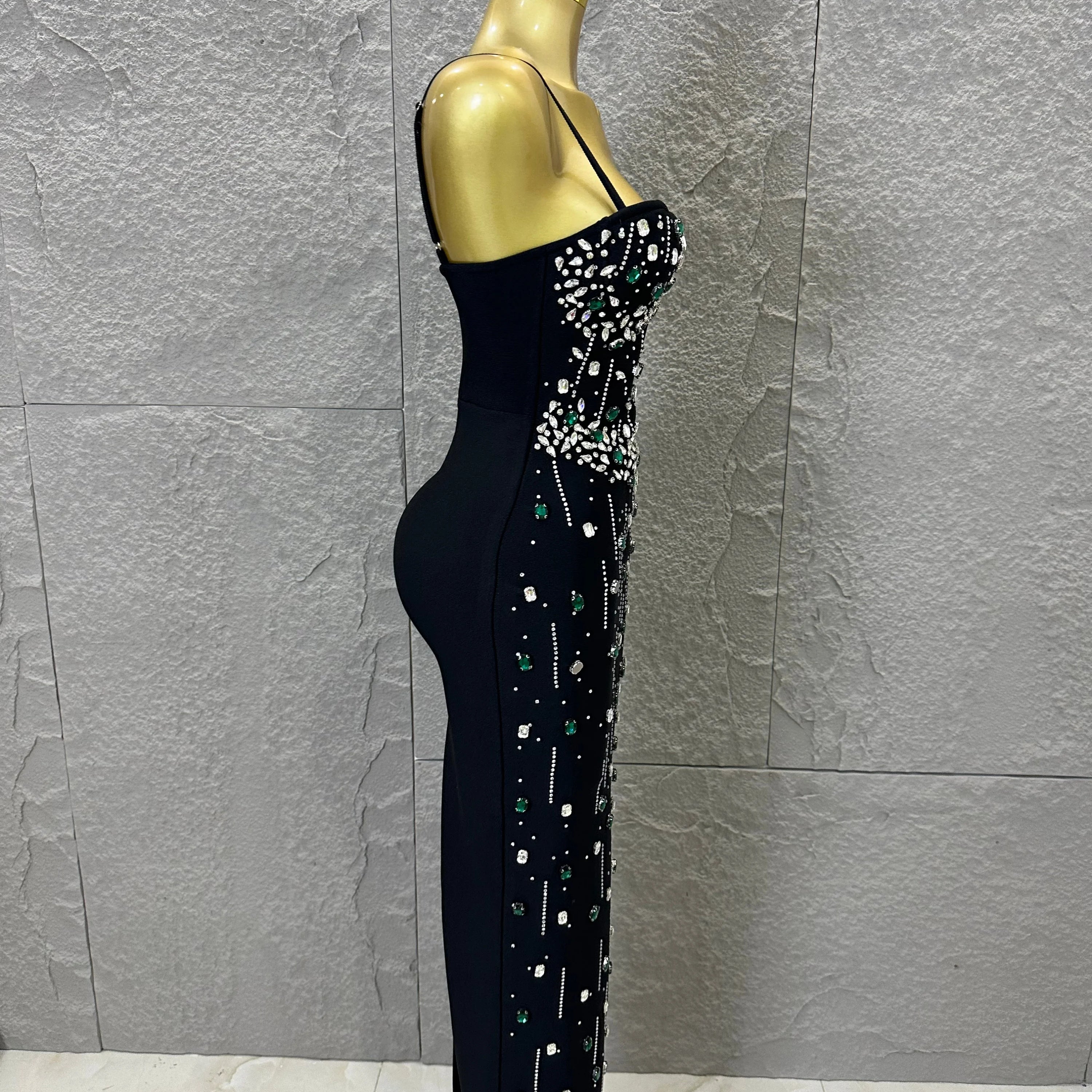 Sophisticated Black Bandage Midi Dress Women Spaghetti Strap Sweetheart Neck Rhinestone Emerald Bodycon Evening Gown