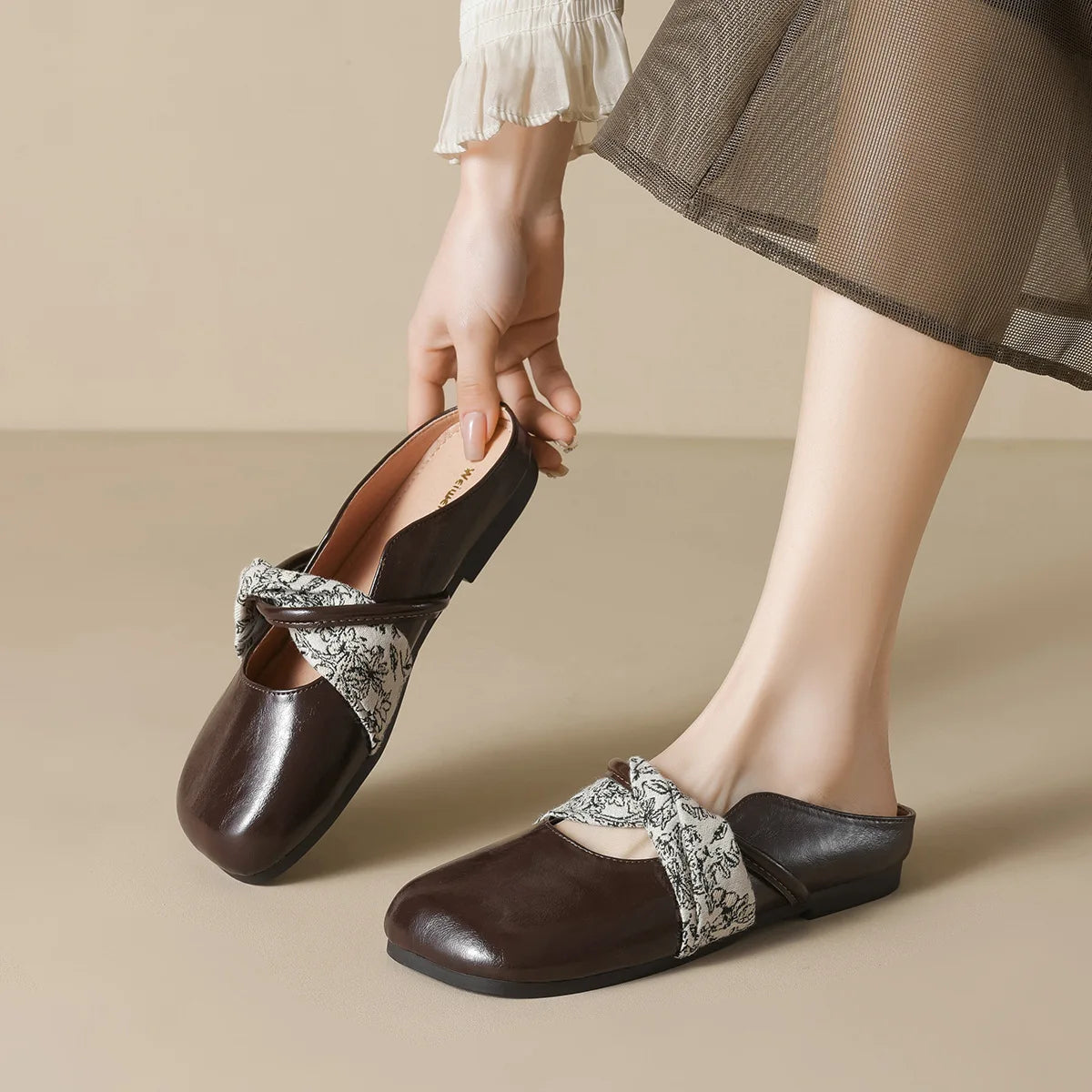 New spring women's outdoor shoes Mules Slippers Ladies' casual flat shoes Work shoes Boat shoes Large sizes 41-43