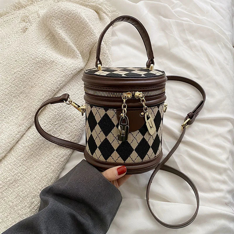 Women's Bag for Women Fashion Luxury Designer Zipper Small Handbags For Women Leather Bucket Shoulder Bag 2023 New Trend Pendant Coffee-no doll