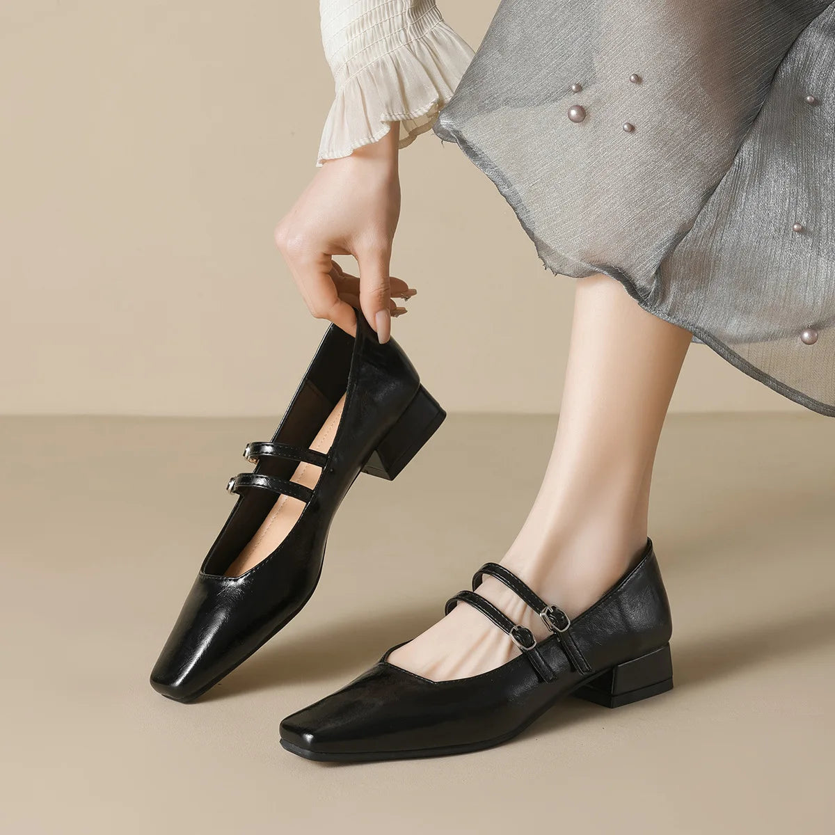 New spring women's outerwear shoes Square toe design Mary Jane shoes Ladies casual high heels Work boat shoes Large sizes 41-43