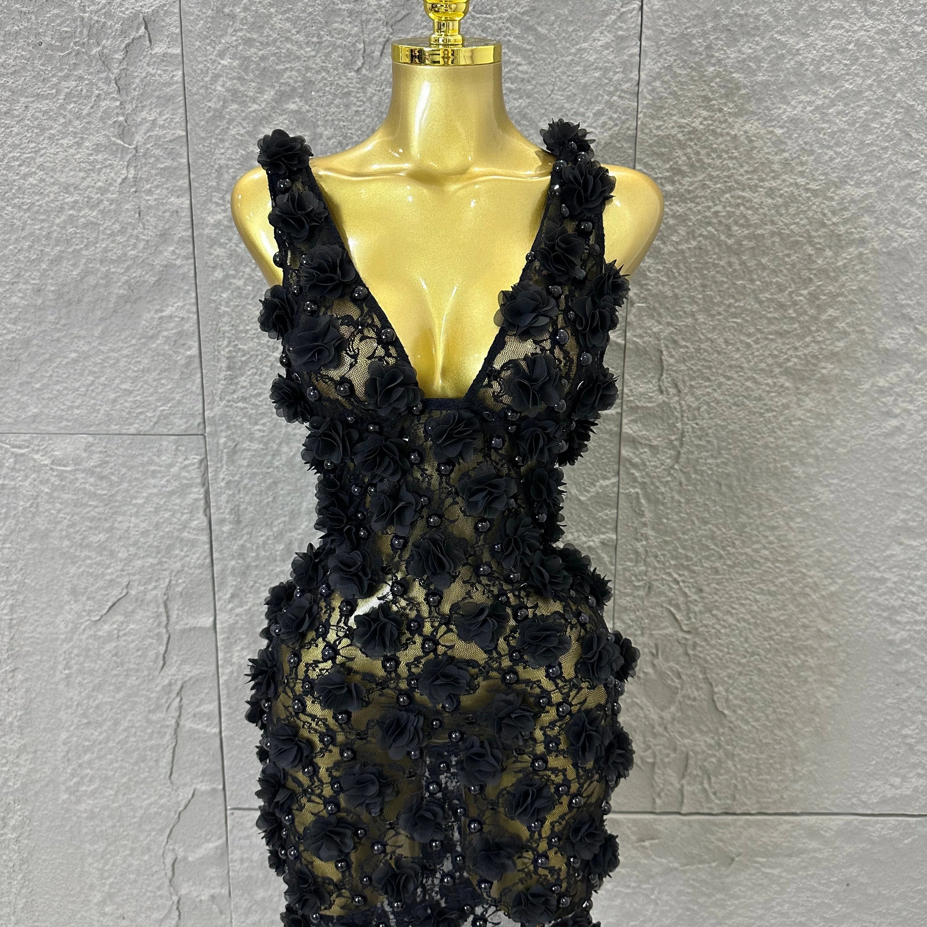 Luxury Black Sheer Mesh Floral Appliqué Mini Dress Deep V Neck Fitted Bodycon Formal Dinner Cocktail Event Party Dress