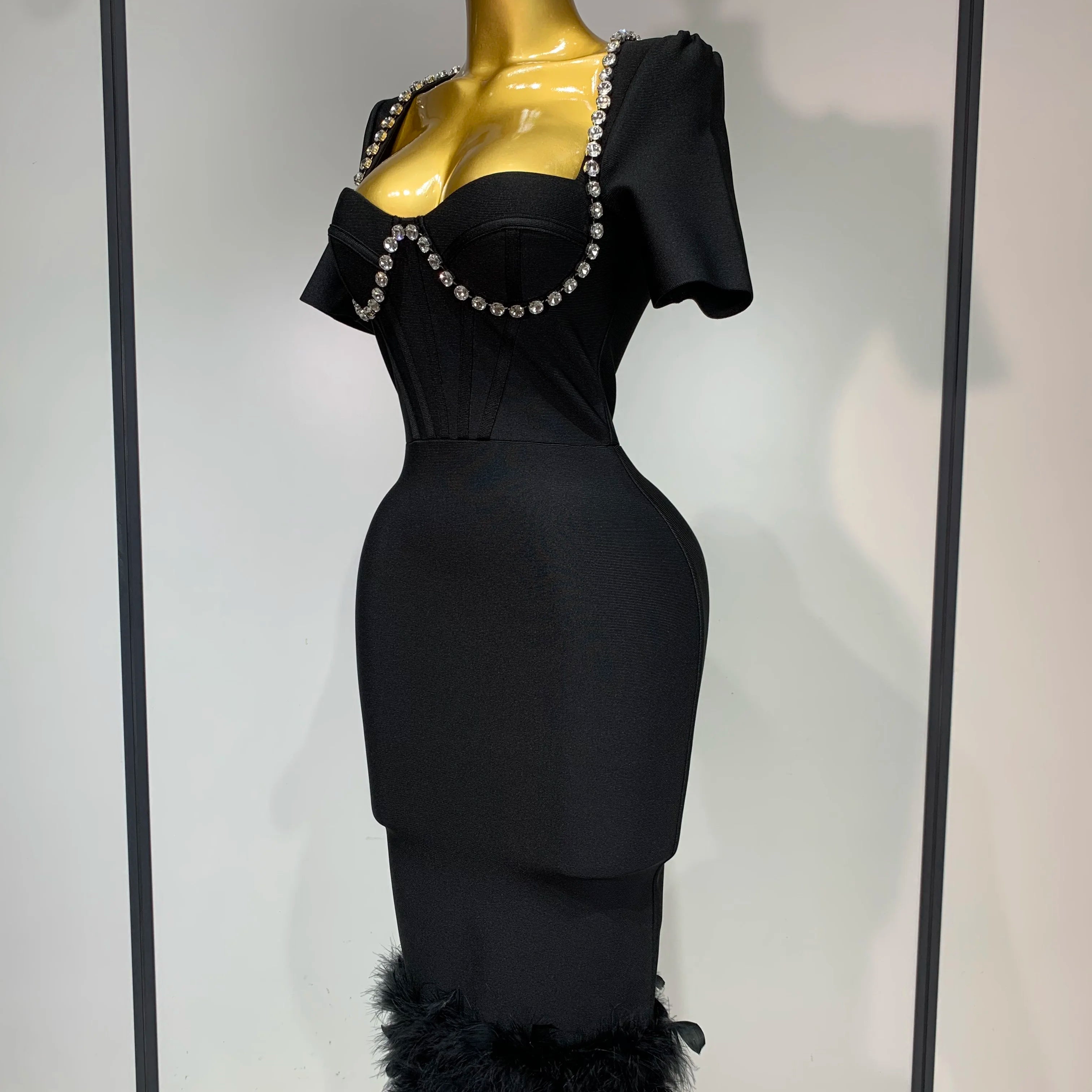 Women Sexy Luxury Rhinestone Short Sleeve Bodycon Dress 2025 Party Evening Celebrate Birthday Black Bandage Club Prom Gown