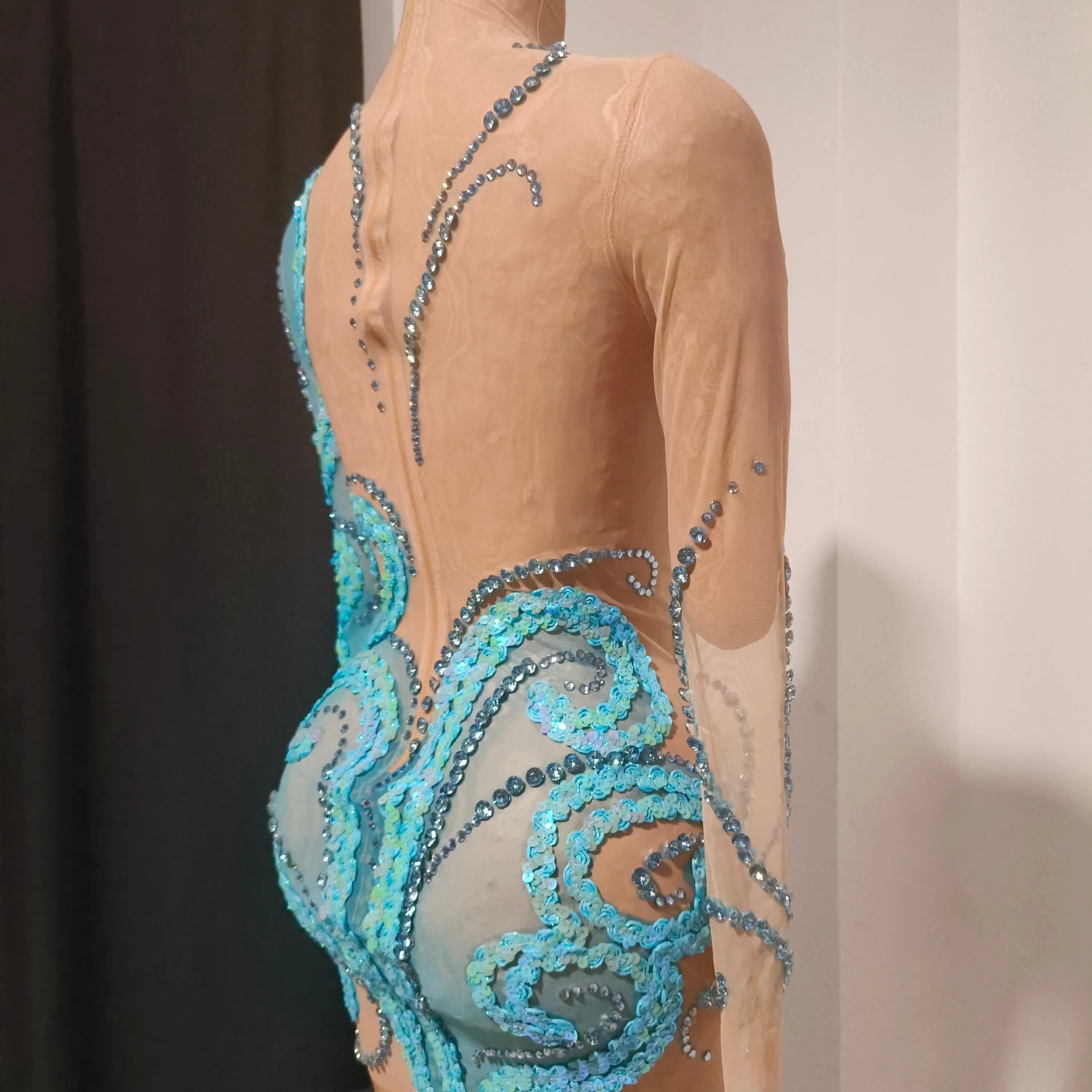 Luxury Sheer Mesh Bodycon Gown Cocktail Party Red Carpet Performance Outfit Elegant Blue Crystal Embellished Mini Dress Women