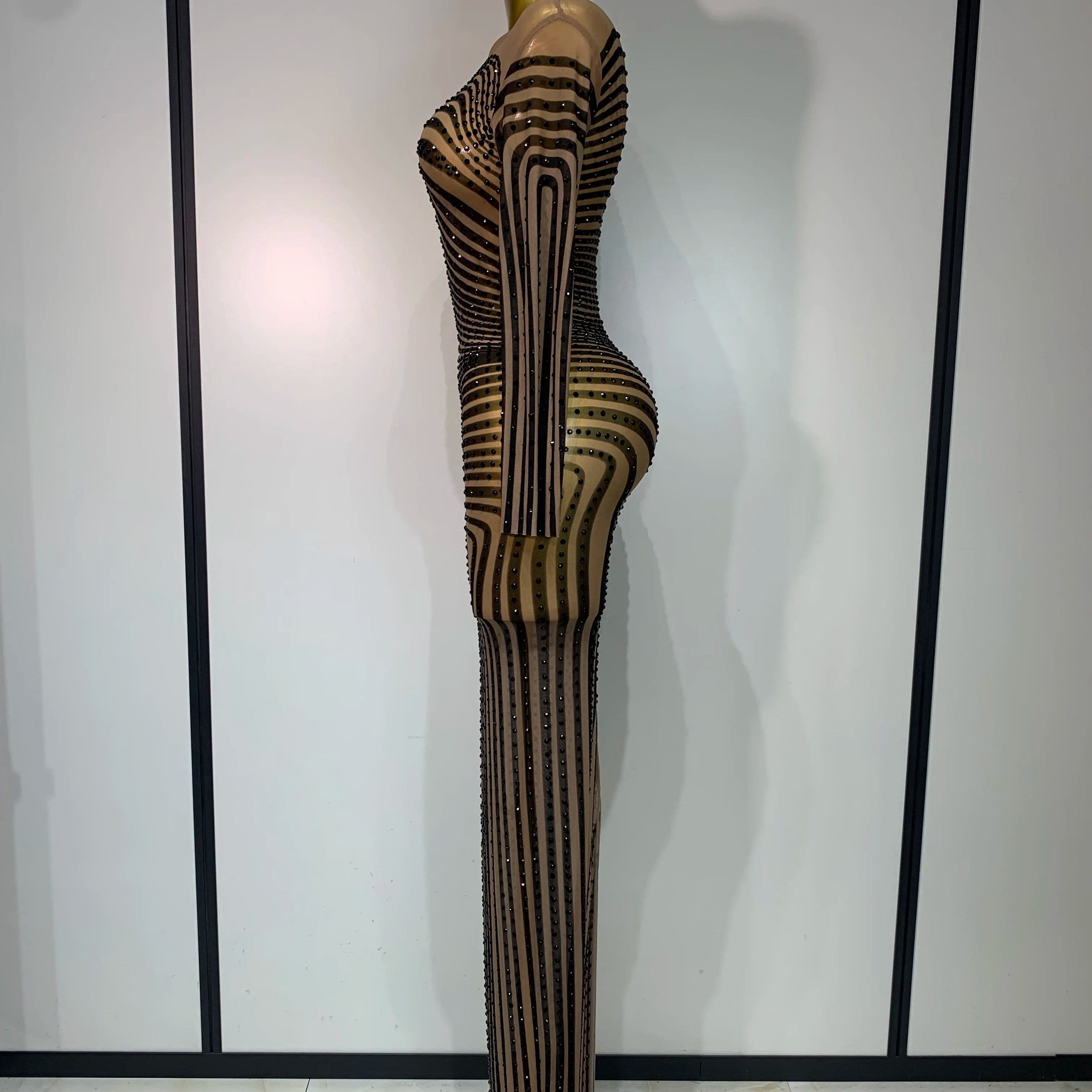 Women Sexy Mesh Perspective Shiny Diamond Dinner Dress Elegant Celebrity Evrning Party BirthdayDress Singer Stage Outfit