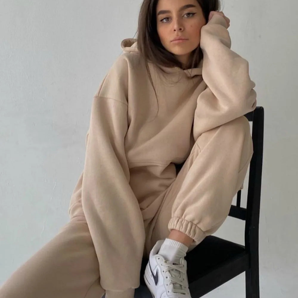 Fashion Women's Sports Two-Piece Autumn Hooded Long-Sleeved And Baggy Pants Fitness Set Solid Color Lady 2-Piece Suit Outfits Champagne