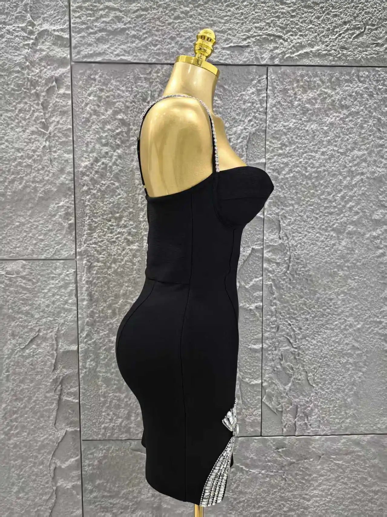 Hot Sale Women Sleeveless Sexy Strap Shinning Diamond Bodycon Mini Bandage Dress Nightclub Party Celebrate Bar Singer Outfit