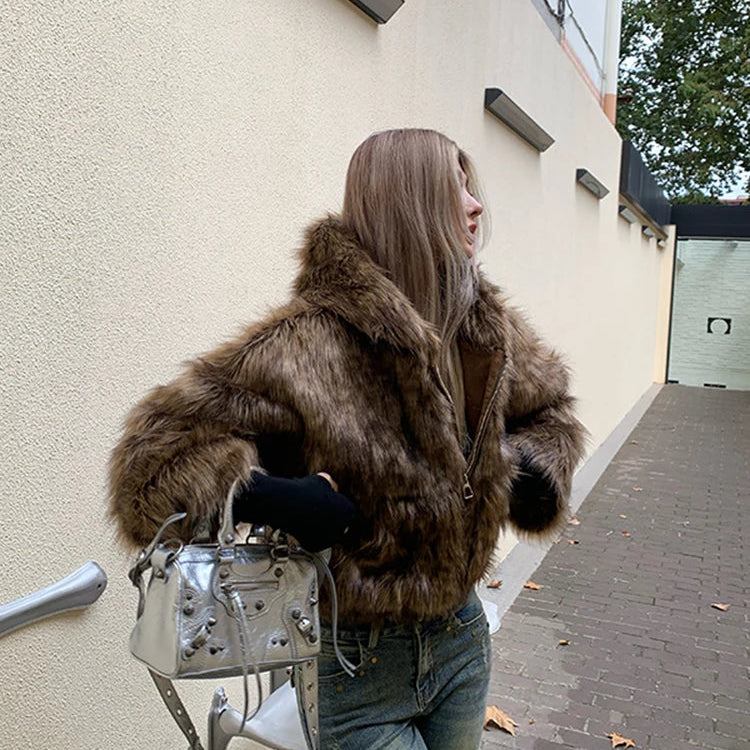 Autumn Winter Chic Luxury Short Soft Thick Warm Hairy Shaggy Faux Fur Coat Women with Hood Zipper Fluffy Jacket 2024