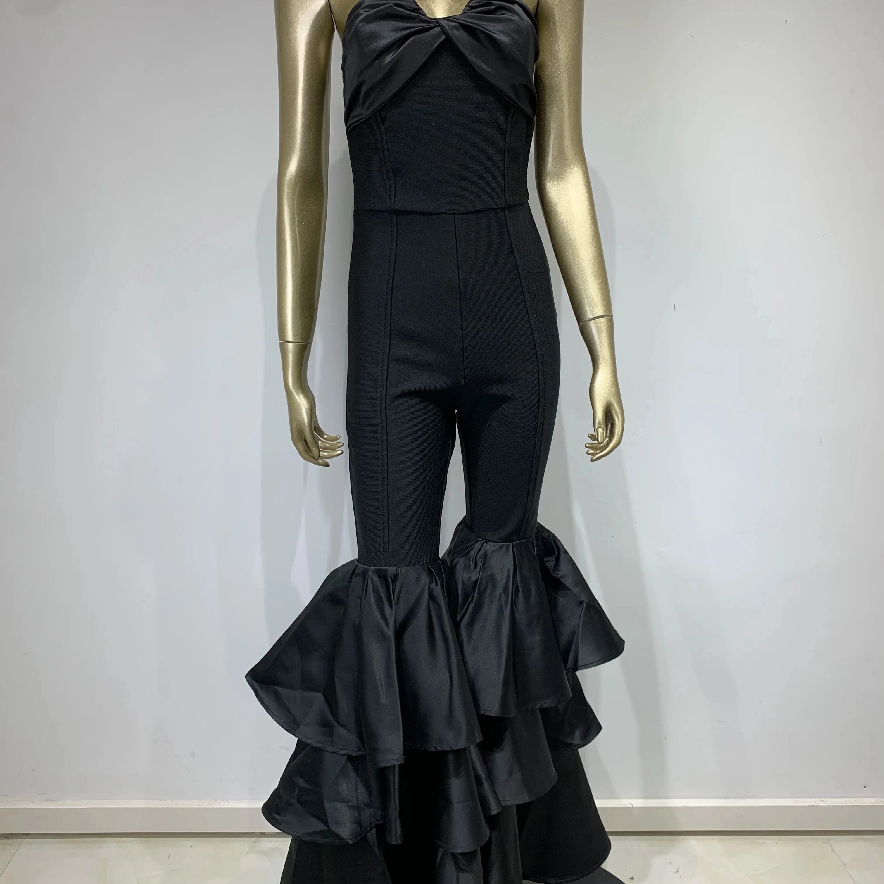 Chic Women Luxury Sexy Strapless Ruffles Bodycon Flare Black Bandage Jumpsuit 2023 Celebrity Designer High Street Rompers