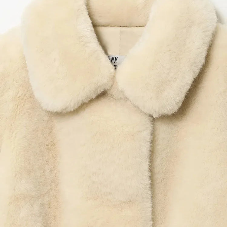 Women Thicken Faux Fur Coats For Autumn Winter Warm Long Sleeve Turn Down Collar Coats Chic New Belt Loose Jacket Street Tops