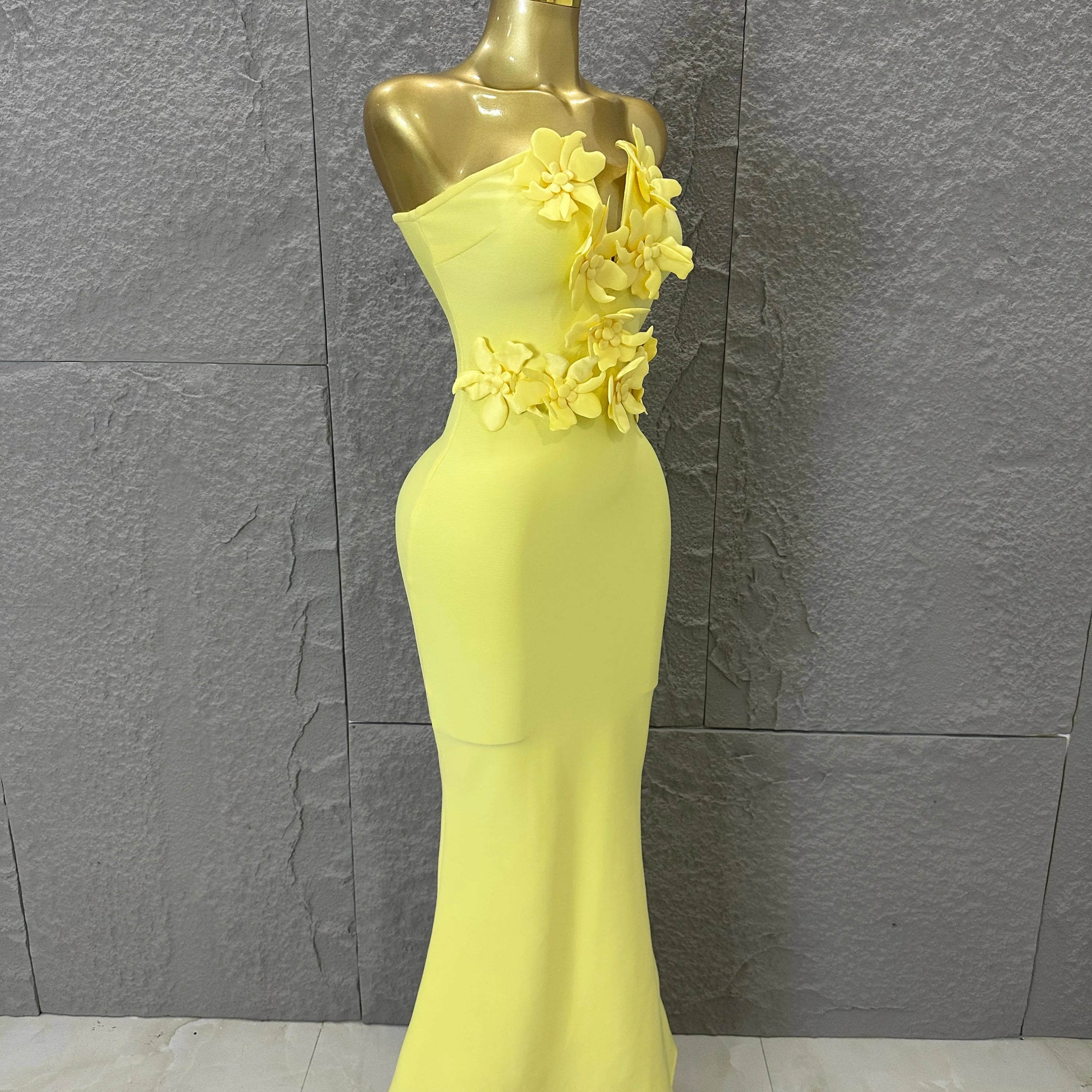 Elegant Yellow Strapless Sweetheart Neck Mermaid Dress 3D Flower Fitted Flare Hem Evening Birthday Gala Banquet Party Outfit