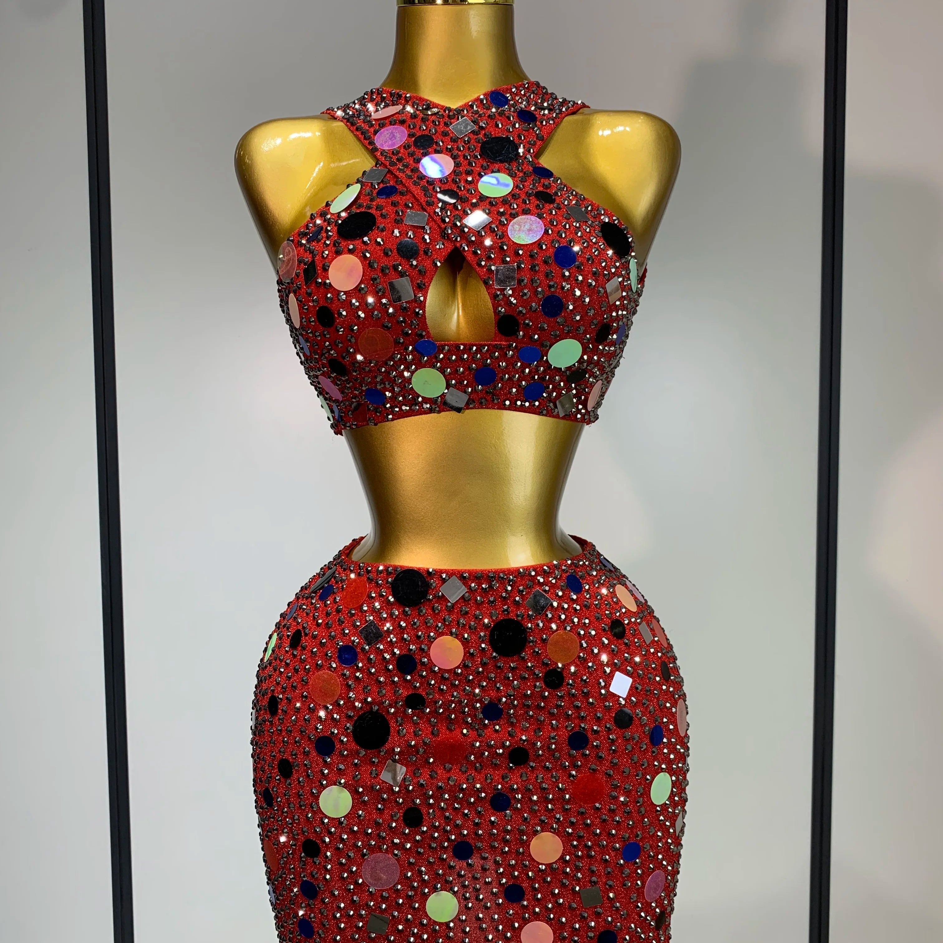 Luxury Rhinestone Sequin Sexy Two Piece Set 2025 New Fashion Nightclub Sparkly Perform Stage Costume Birthday Dress Red