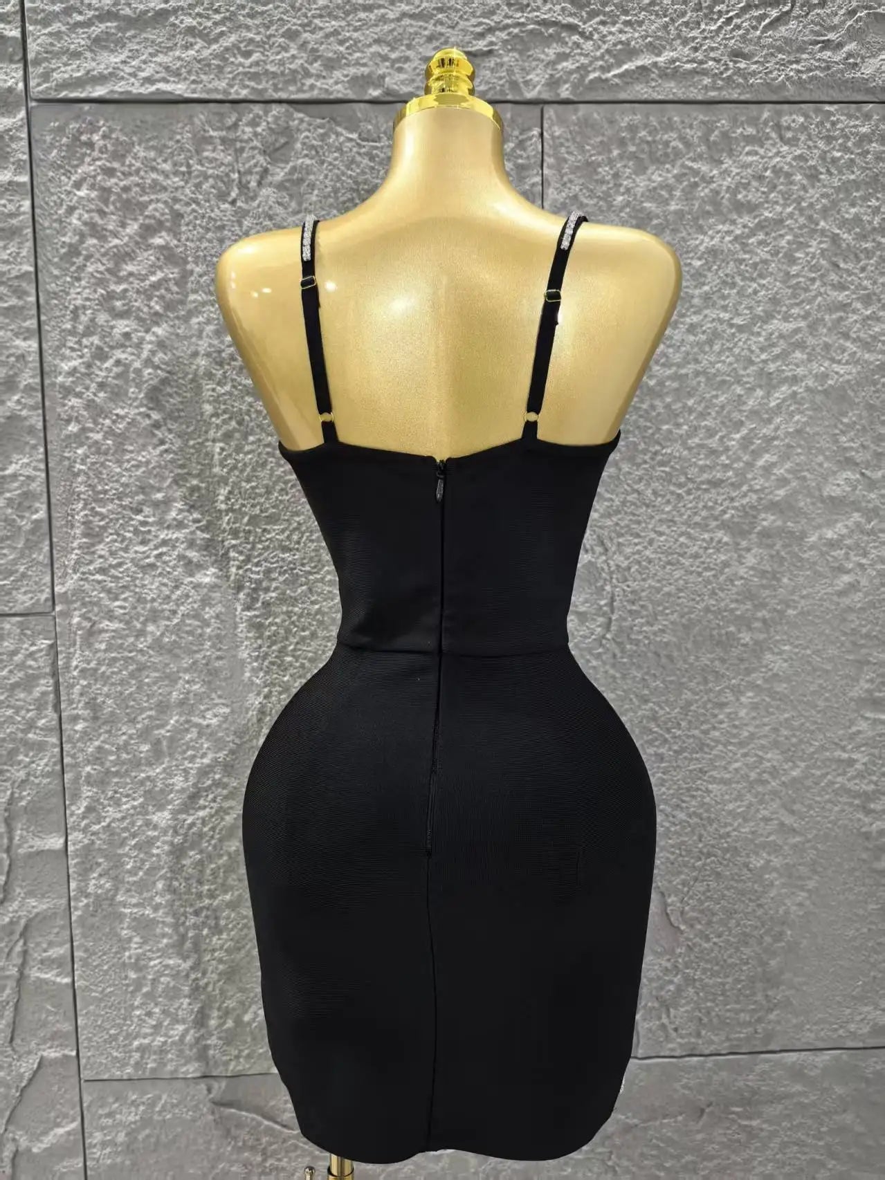 Hot Sale Women Sleeveless Sexy Strap Shinning Diamond Bodycon Mini Bandage Dress Nightclub Party Celebrate Bar Singer Outfit