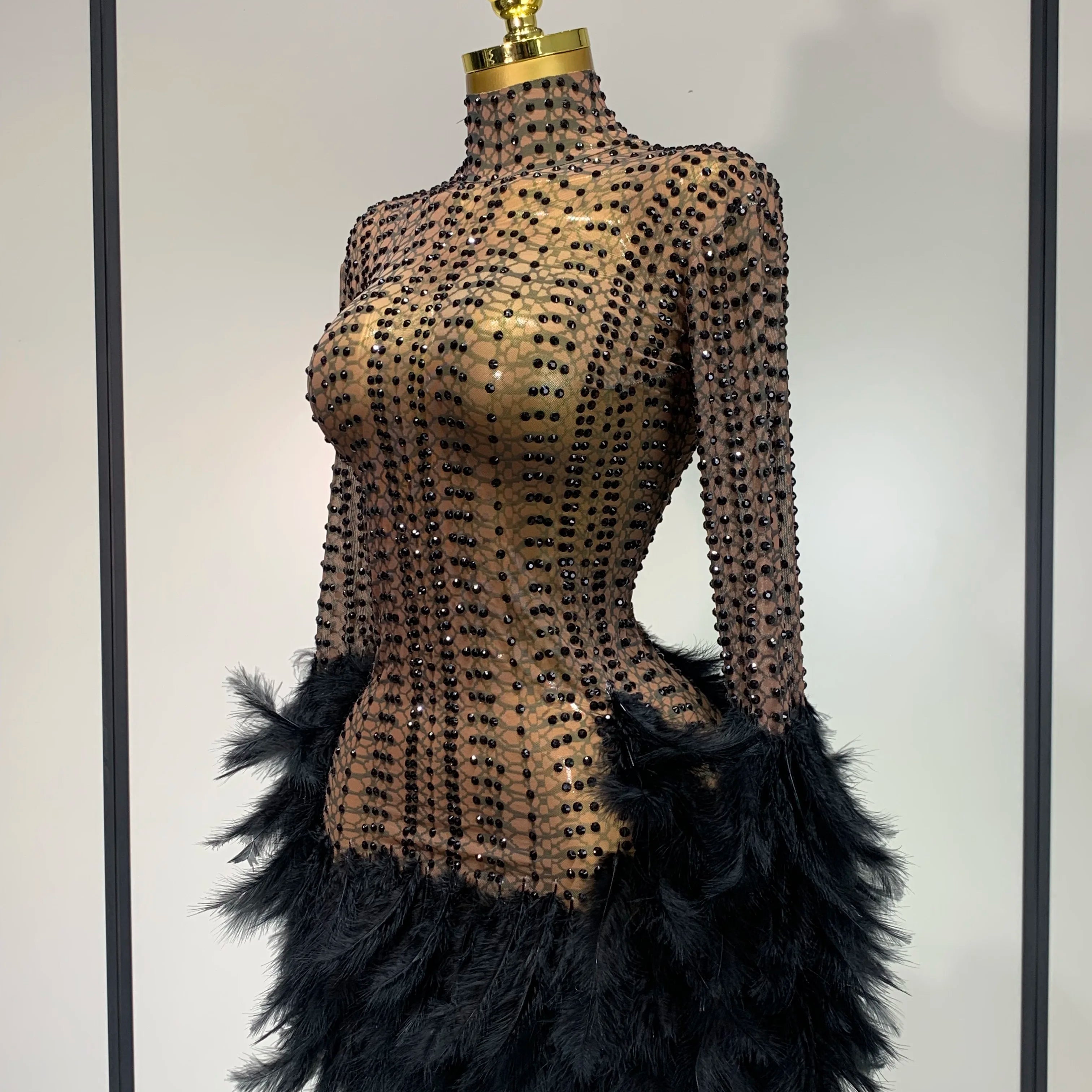 Women Luxury Birthday Dress Rhinestones Mesh Feathers Bodycon Mini Celebrity Evening Club Party Dress Nightclub Stage Outfit