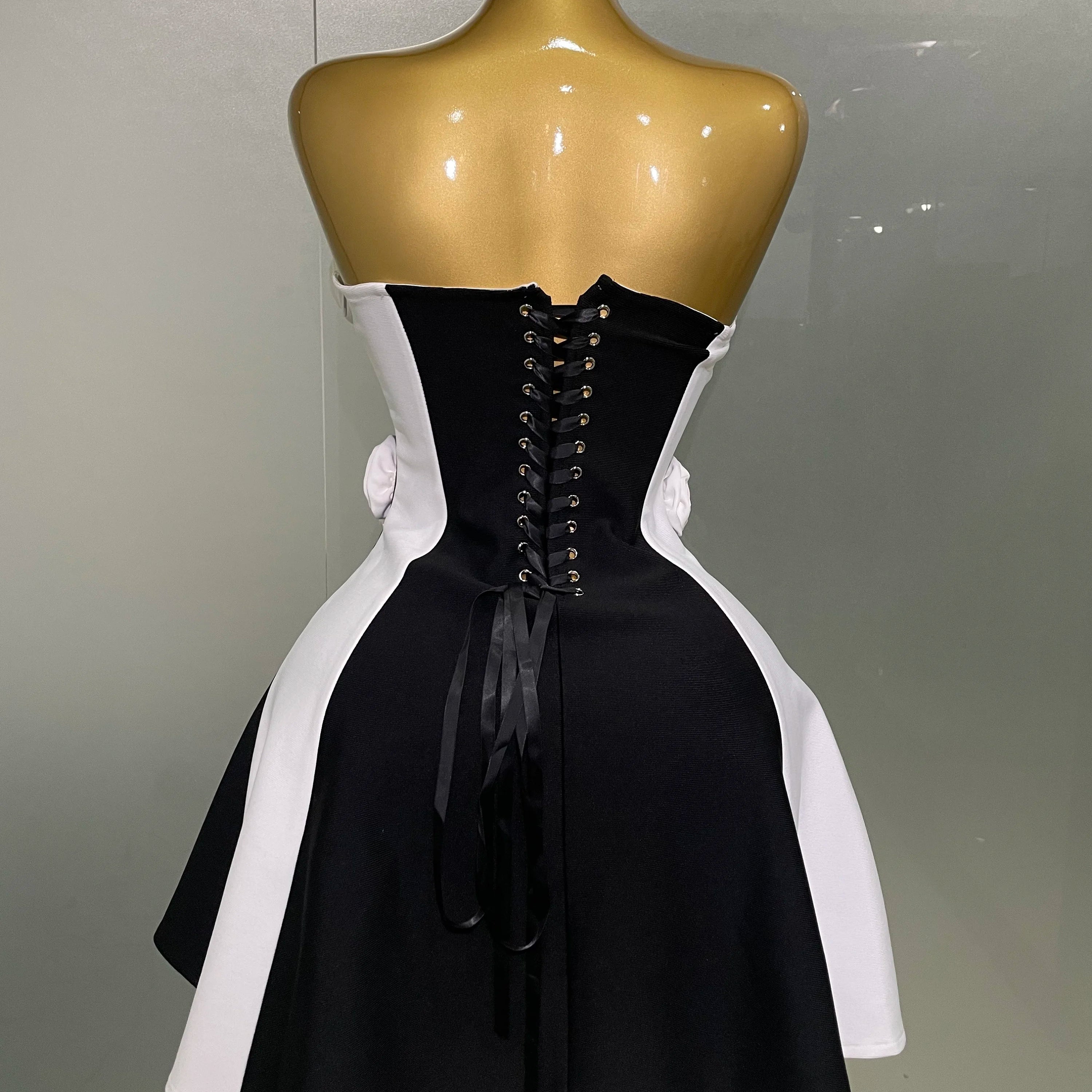 2025New Women Flower Decoration Strapless Black White Stripe Bandage Short Dress Cocktail Party Elegant Evening Club Party Dress