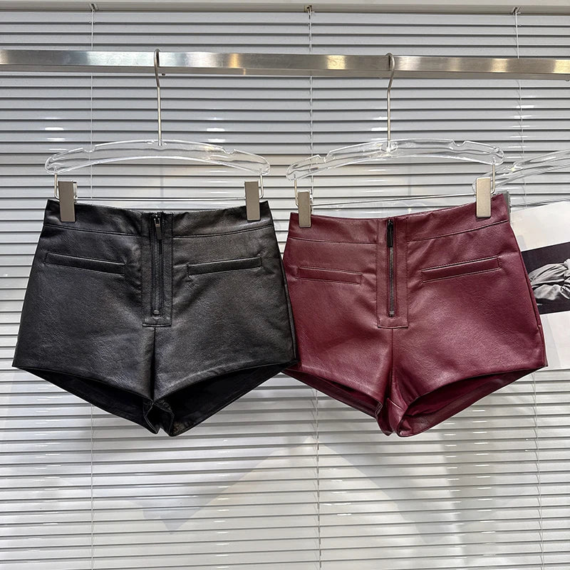 Winter New Fashion Metal Zipper Design PU Leather Shorts For Women Solid Color Wide-leg Short Pants Female 11A07469