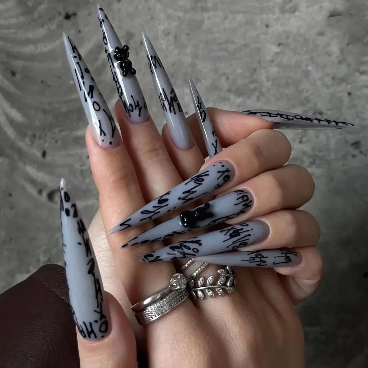 Exaggerate Punk Extra Long Pointed Fake Nails Art Dark Y2K Black Spider Centipede Rhinestone False Nail Press on Nails Manicure MT2634JP3490