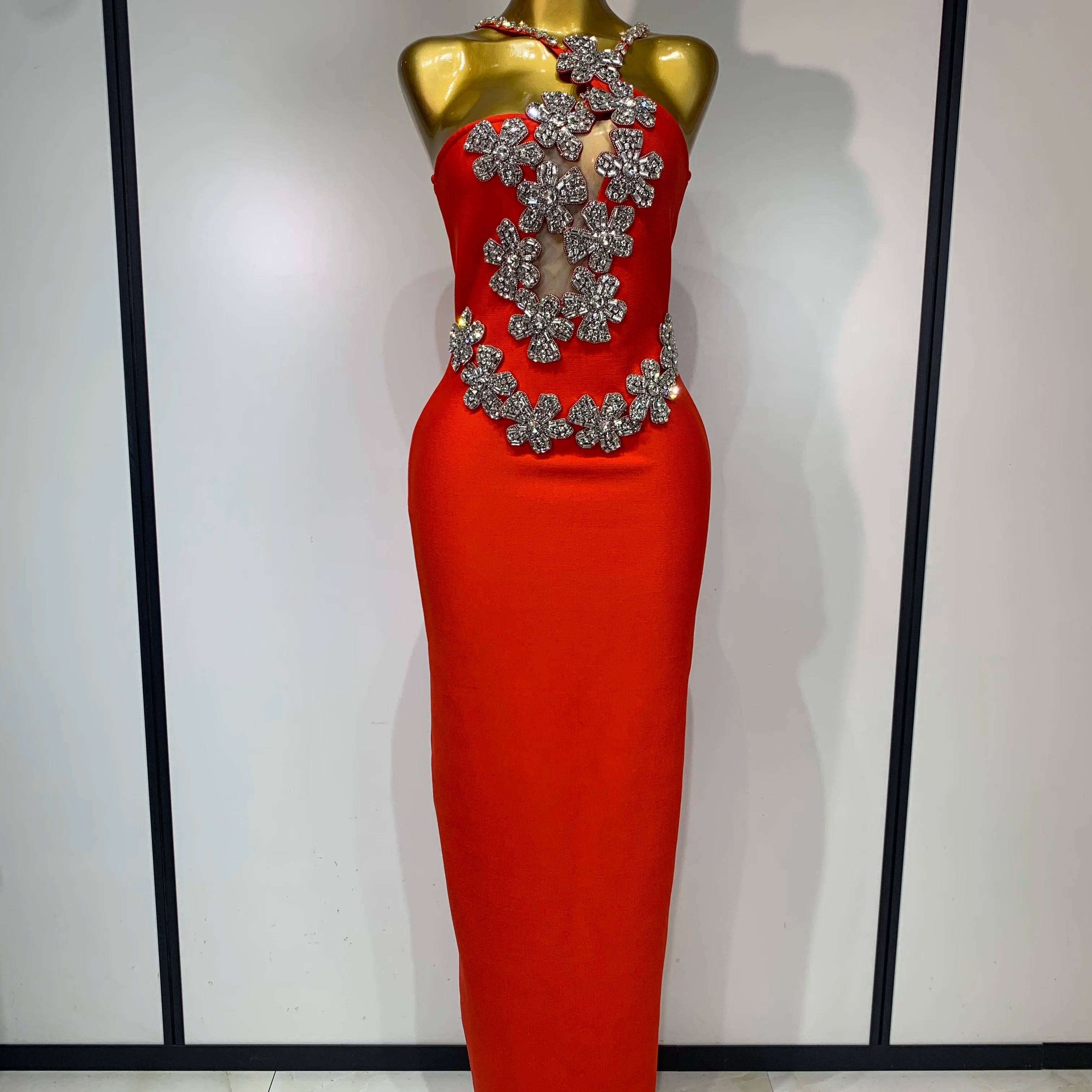 Women Sexy Shining Beading White Maxi Long Bodycon Bandage Dresses Celebrity Birthday Evening Party Elegant Knitted Clothing Red